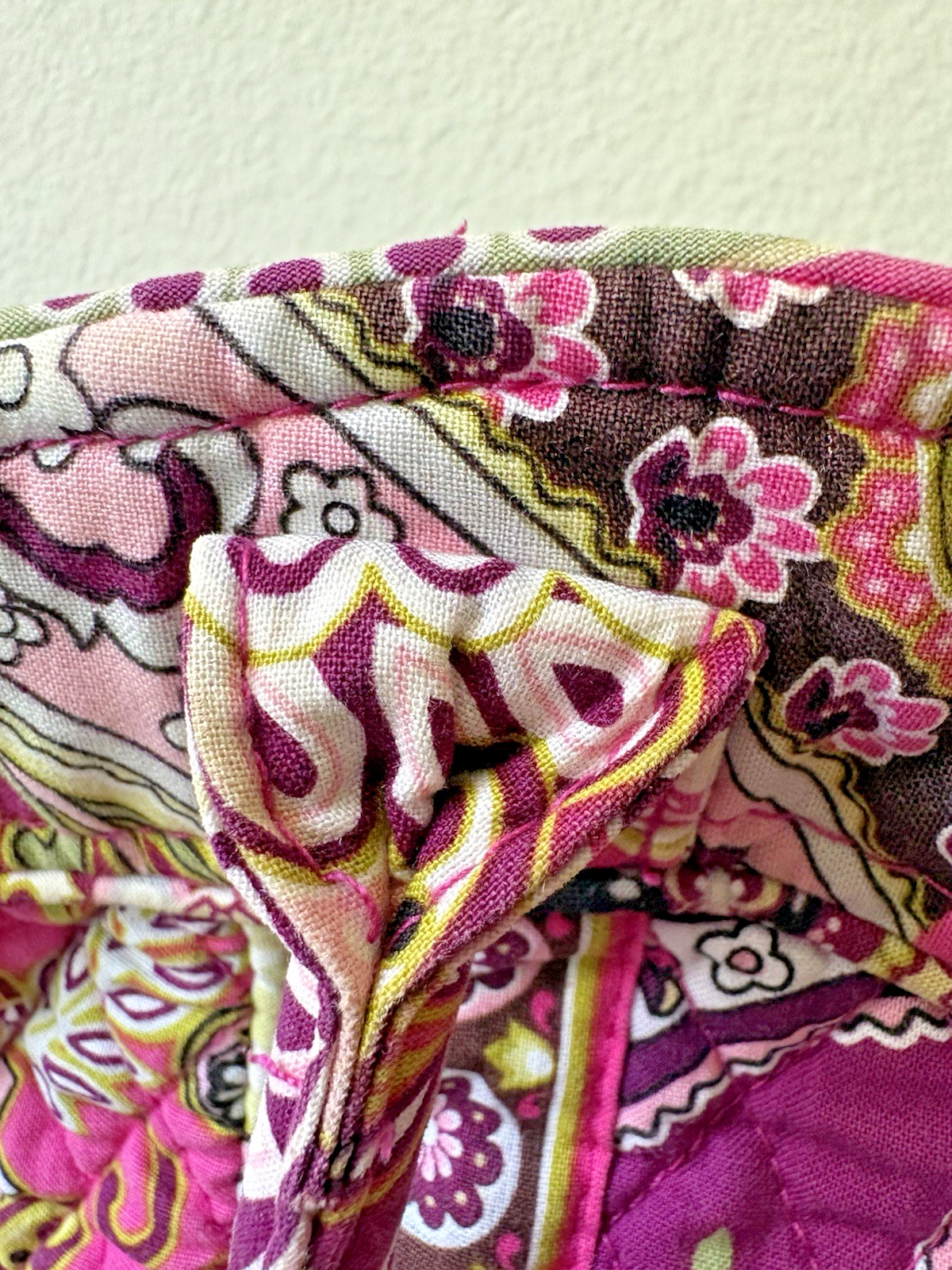 Vera Bradley Very Berry Paisley Shoulder Tote Bag Rolled Handles Snap Closure