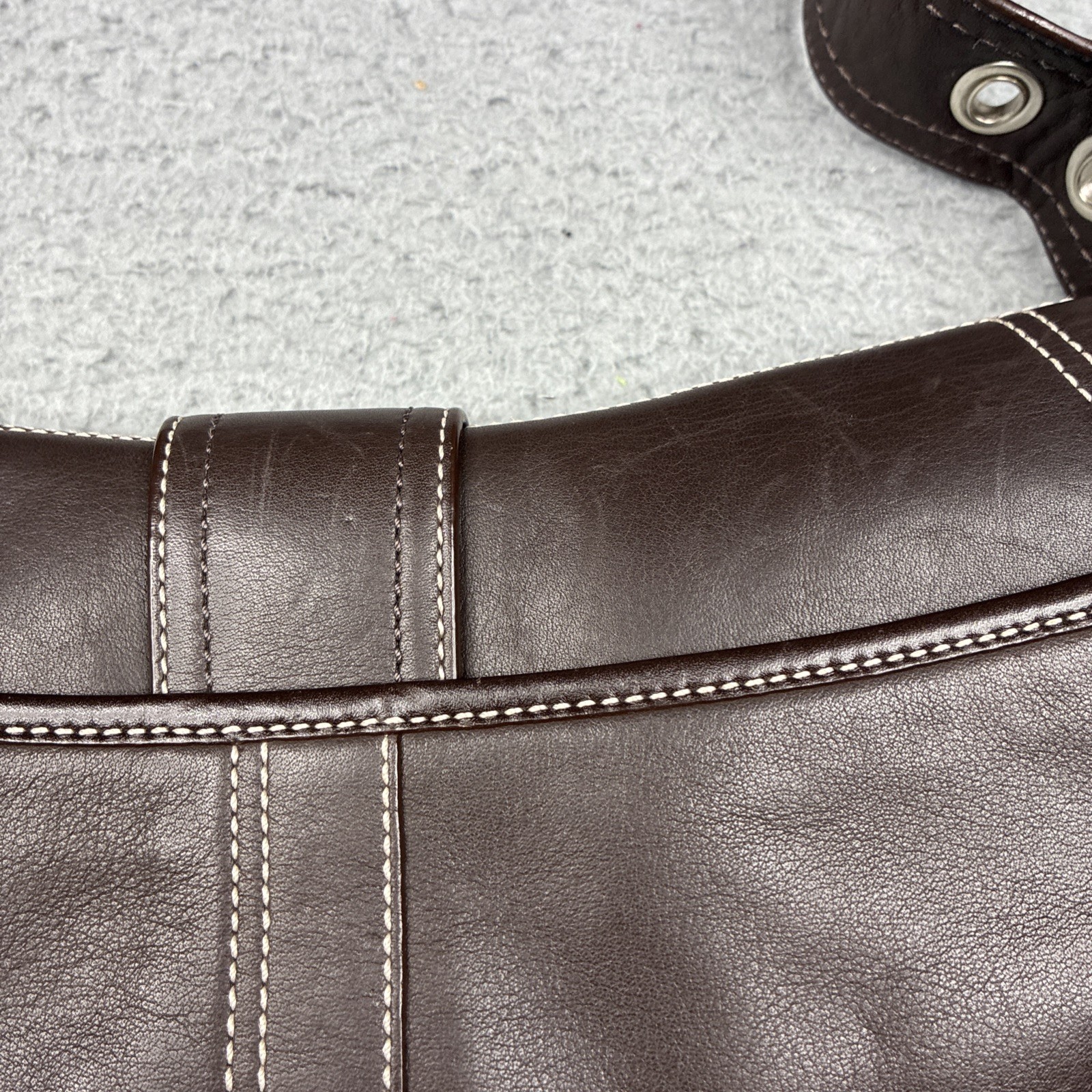 Vintage Coach Soho Y2K Leather Buckle Flap Shoulder Bag Brown Purse F10910