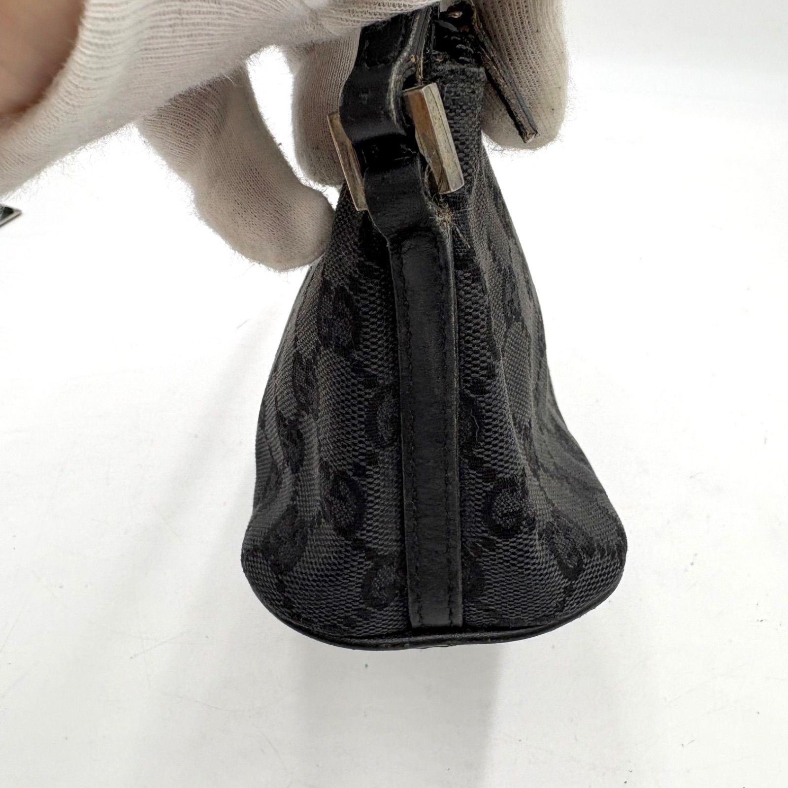 Auth GUCCI GG Canvas SV Plate Accessory Pouch Handbag Black 039 1103 2Y9577