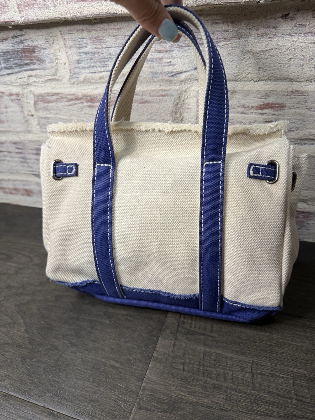 Sunwin Madaket Classic Tote Bag Canvas Natural with Blue Trims Silver
