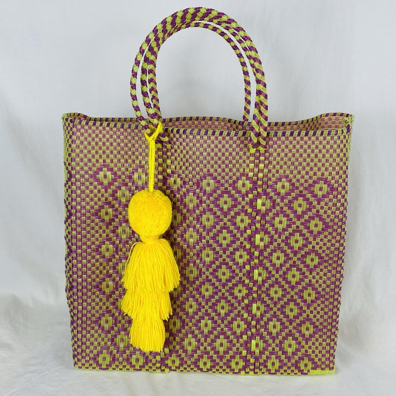 Oaxaca Mexico Hand Woven Recycled Plastic 13″ Market / Beach / Tote Bag w/Pom