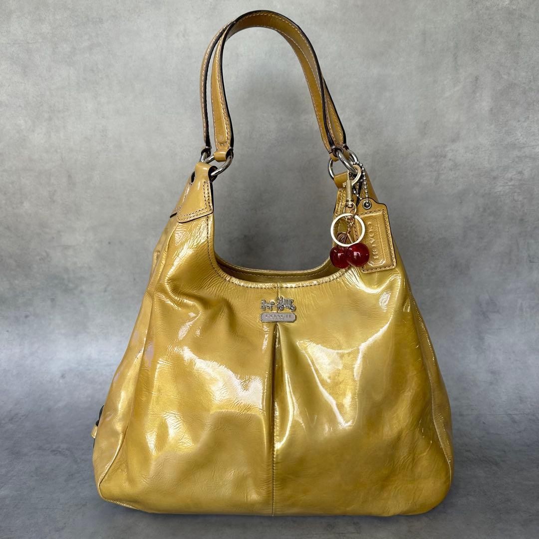 Y2K COACH Madison Maggie Patent Leather