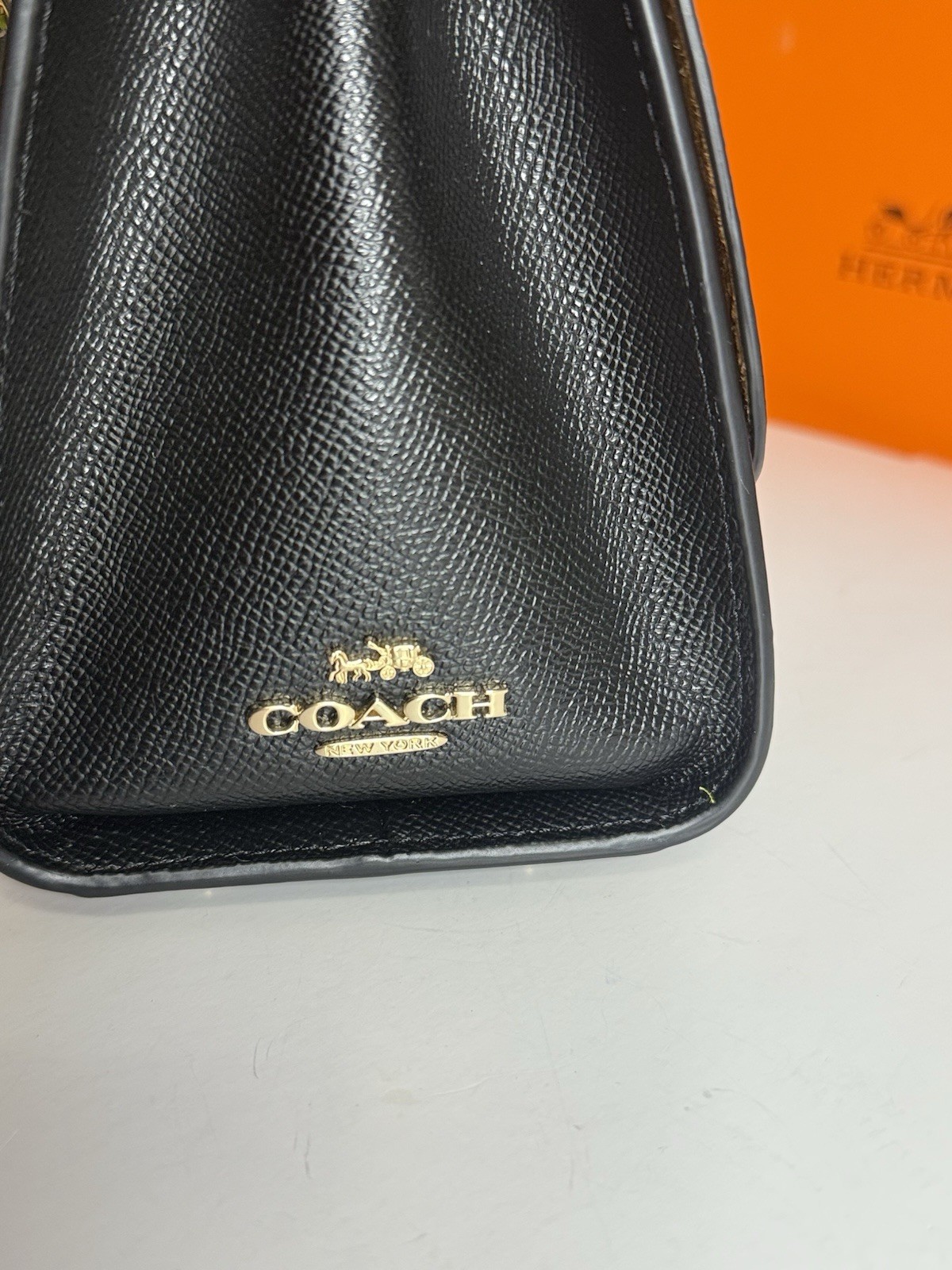 🆕COACH Tilly F6618 Black Leather Handbag/Crossbody w/Gold Turn-Lock MSRP:$398