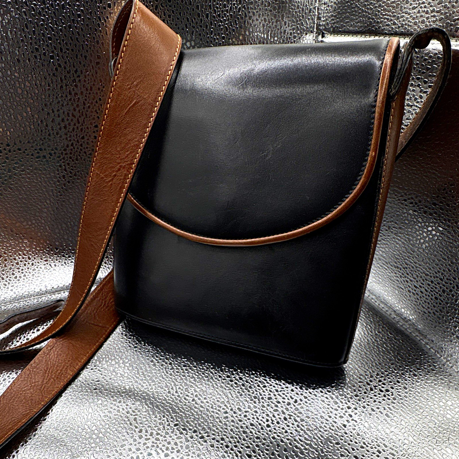 Roberta made in Italy. Black/brown Crossbody Bag Brown Adjustable