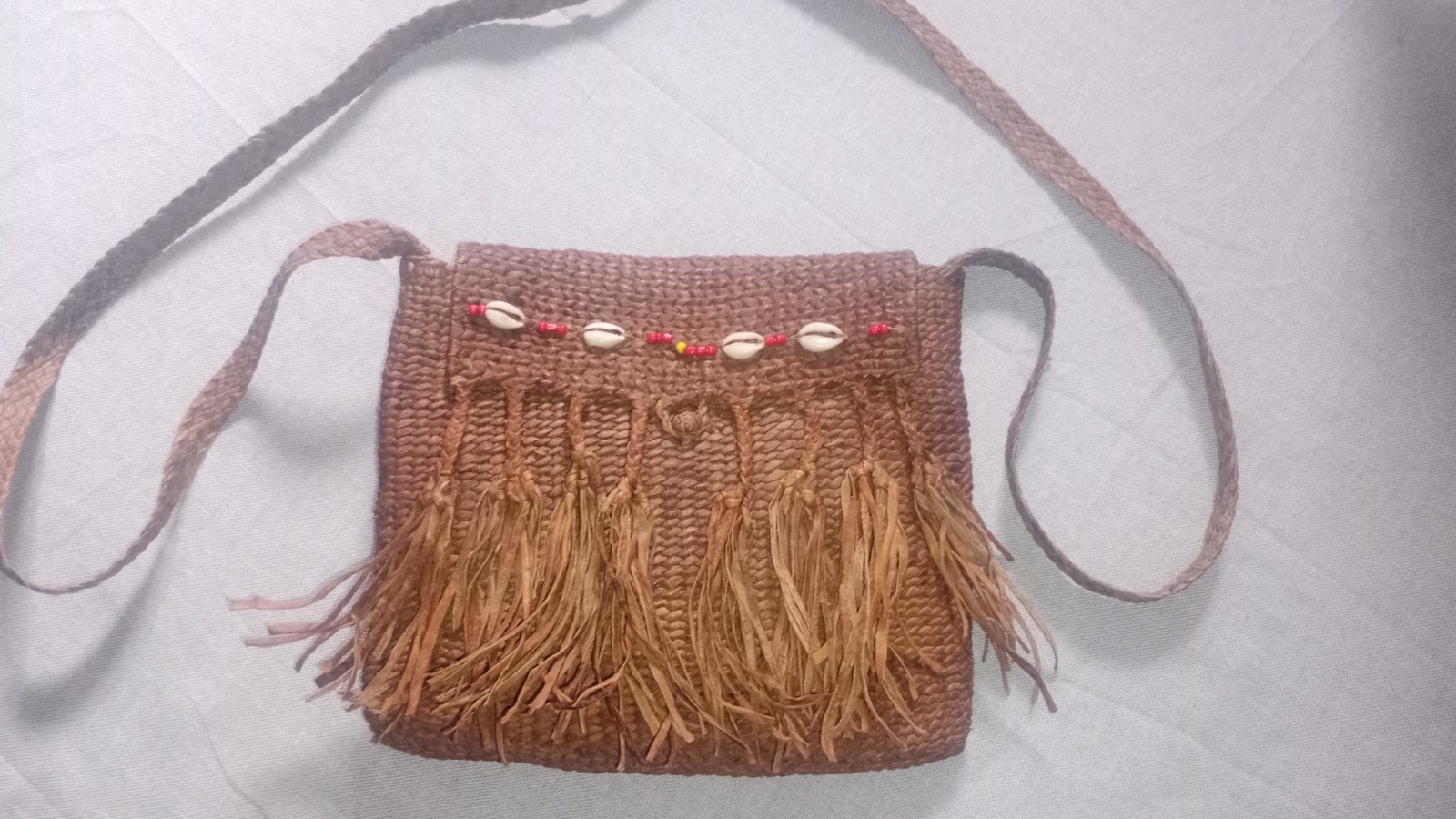 Vintage Boho Woven Straw Crossbody Bag Fringe Tassels Cowrie Shell Ethnic Purse