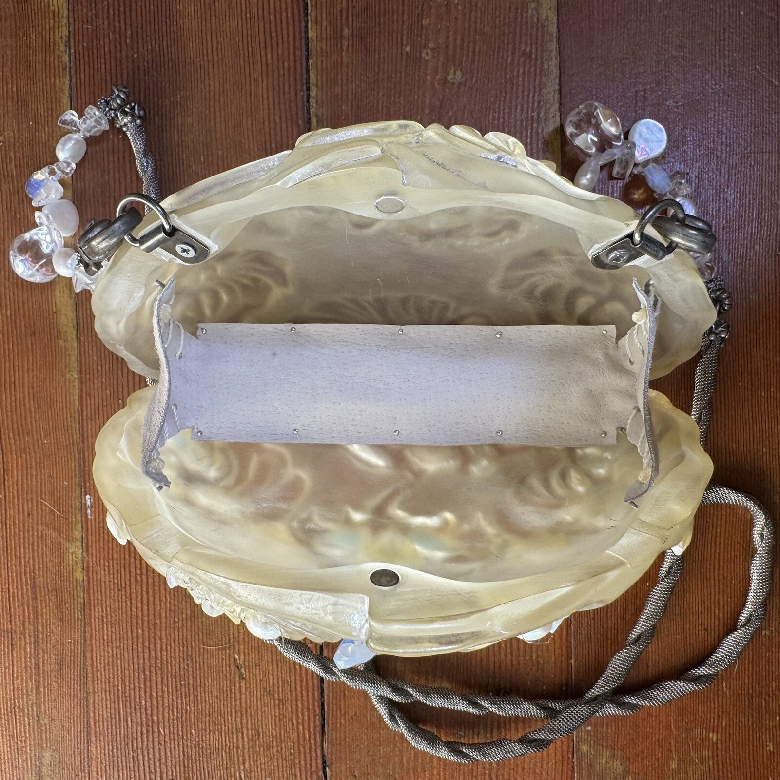 MAYA Beverly Hills Bag Lady Clear Frosted Hard Resin Flower Handbag Chain Strap