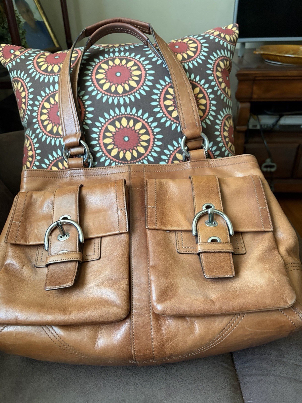 Coach Soho Burnished Saddle Leather Double Pocket Shoulder Bag F06468 READ