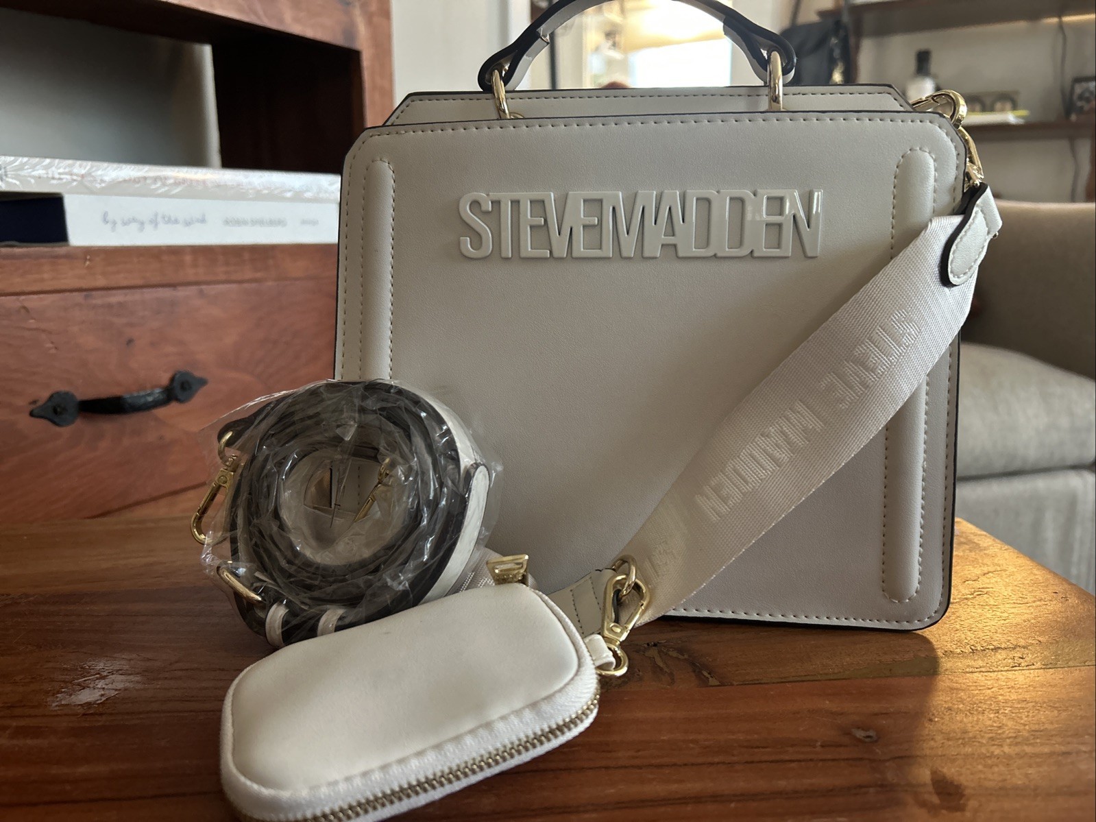 Steve Madden Evelyn Bag Crossbody Shoulder Strap & Airpod Case Clay Beige