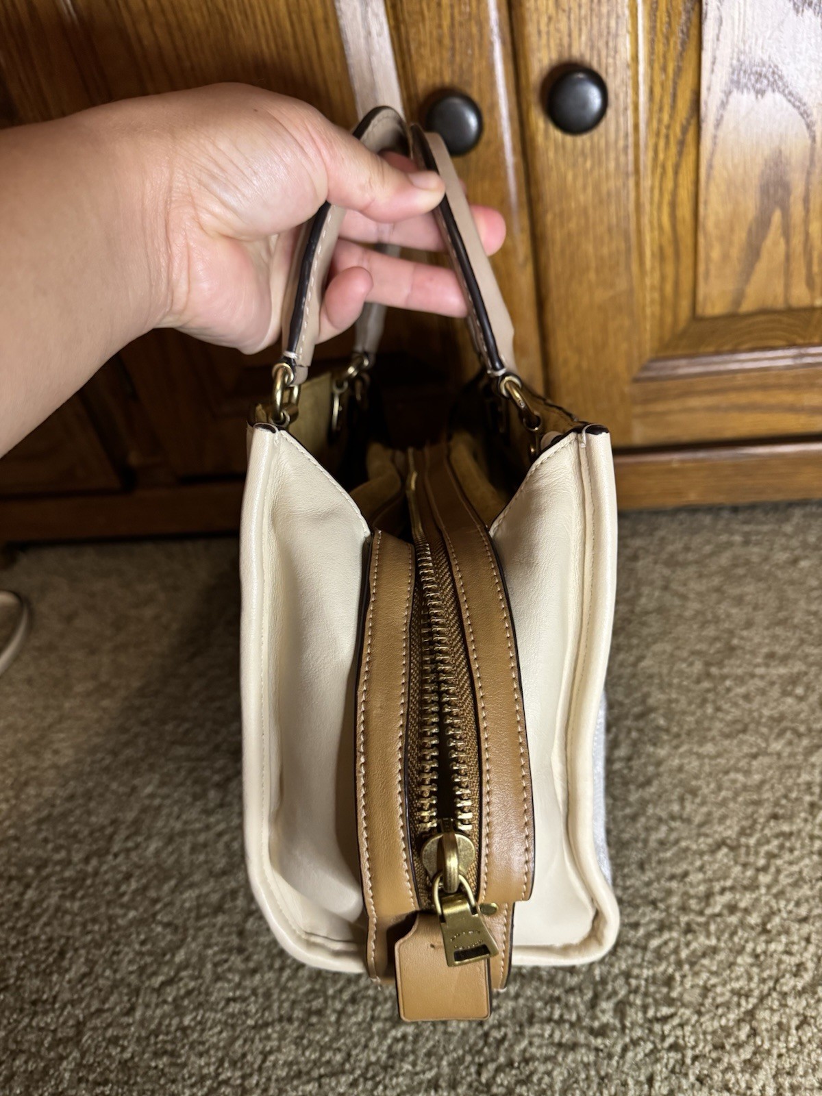 COACH SIGNATURE TEXTILE JACQUARD ROGUE 25 READ