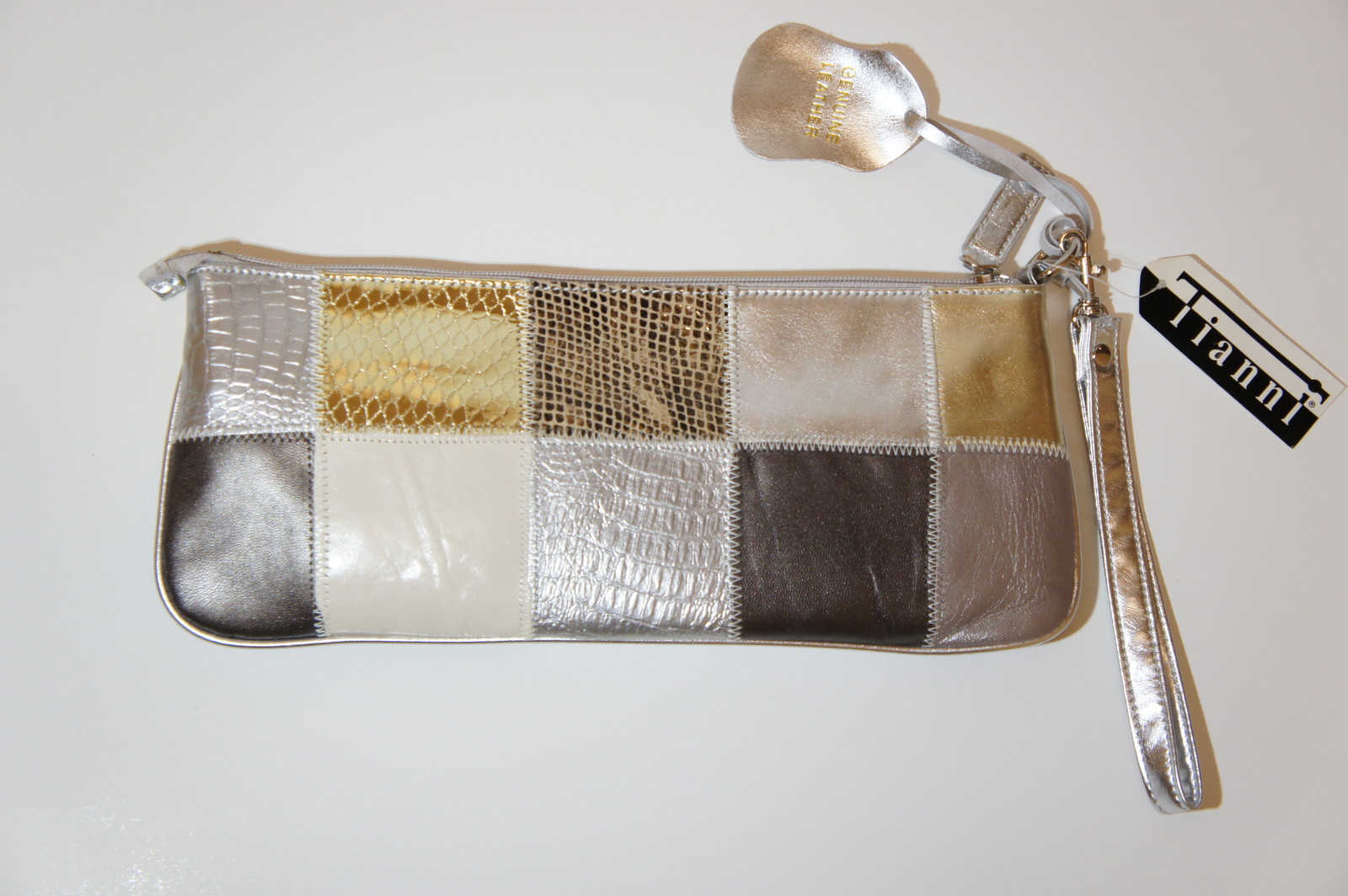 Tianni Wristlet 9985 Silver/Multi Purse Clutch