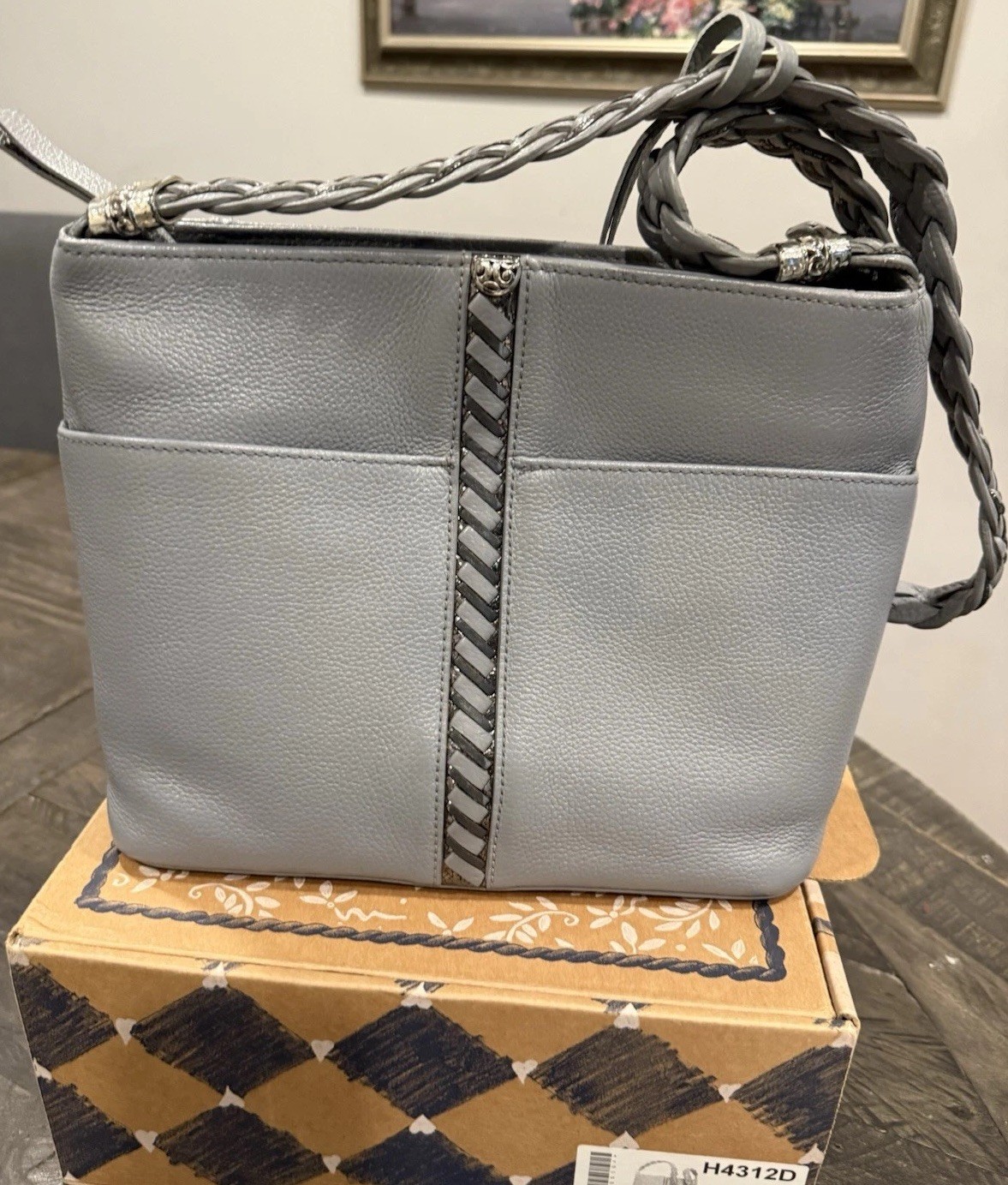 BRIGHTON BARBADOS BEAUMONT DOVE GRAY LEATHER BUCKET SHOULDER BAG $375 Preowned