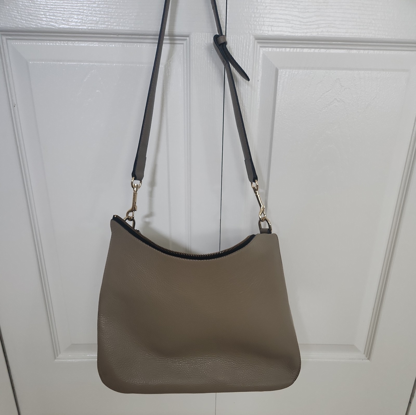 CUYANA Stone pebble Leather Shoulder Bag adjustable strap
