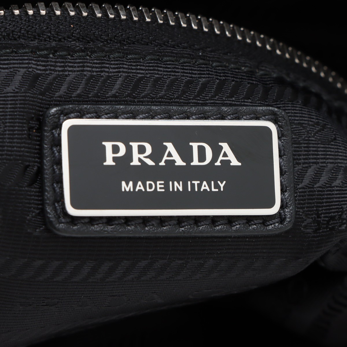 Extremely Rare ◇ PRADA Vittelodino Body Bag / Shoulder Bag – Black & Silver