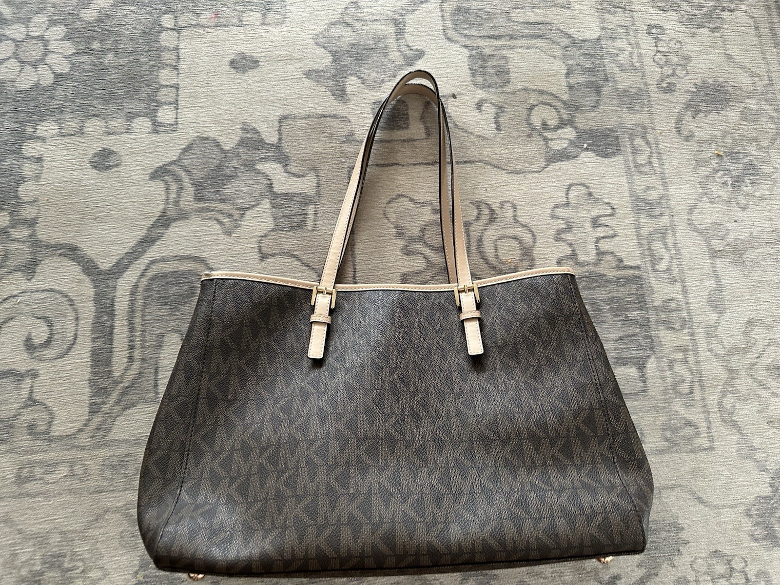 Michael Kors MK Monogram Large Brown Tote, Beige Leather Straps, Charm