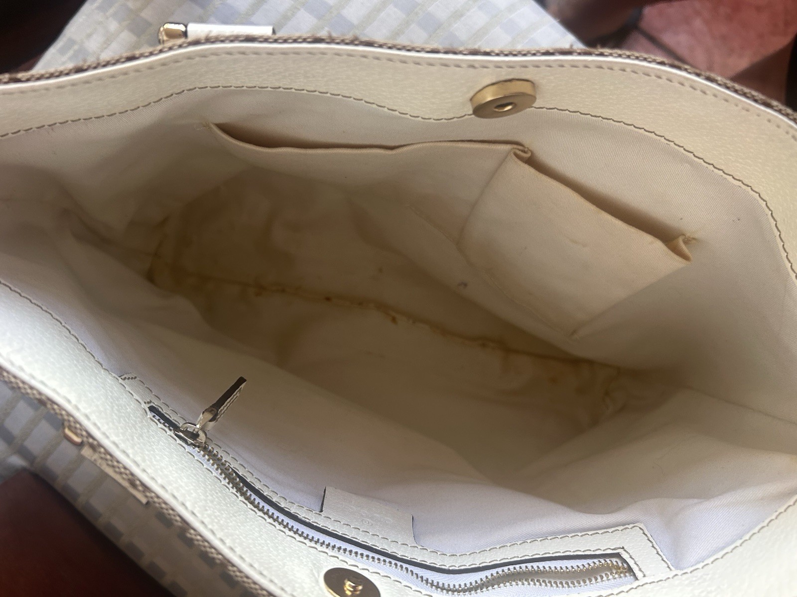 Gucci GG Pattern Satchel Top Handle Bag Beige Brown White Zip Double Handles