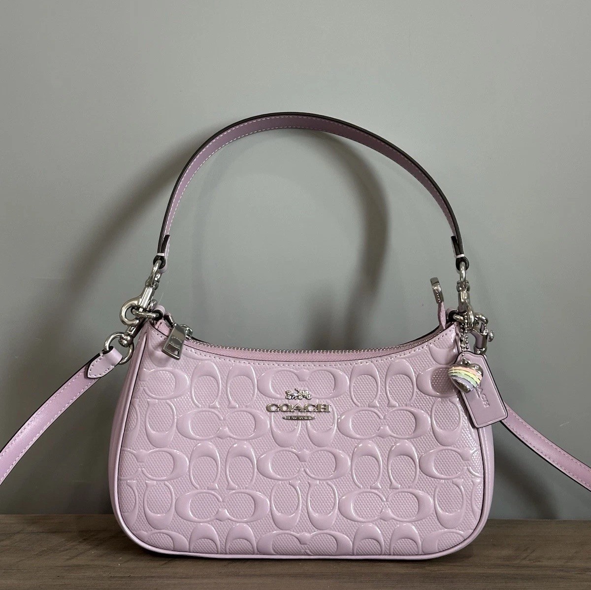 NWT COACH Teri Shoulder Bag Signature Leather Heart Charm CDA98 Light Violet