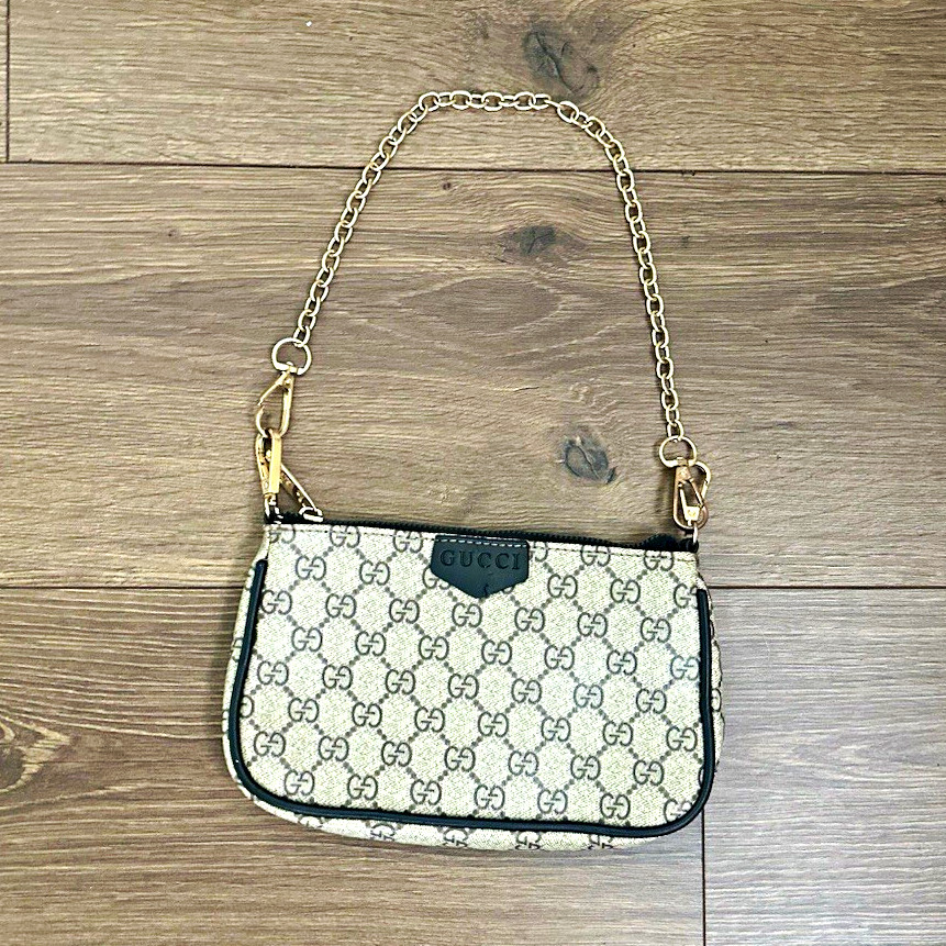 Gucci GG Beige/Black Shoulder Bag Zip Top Gold Chain Strap