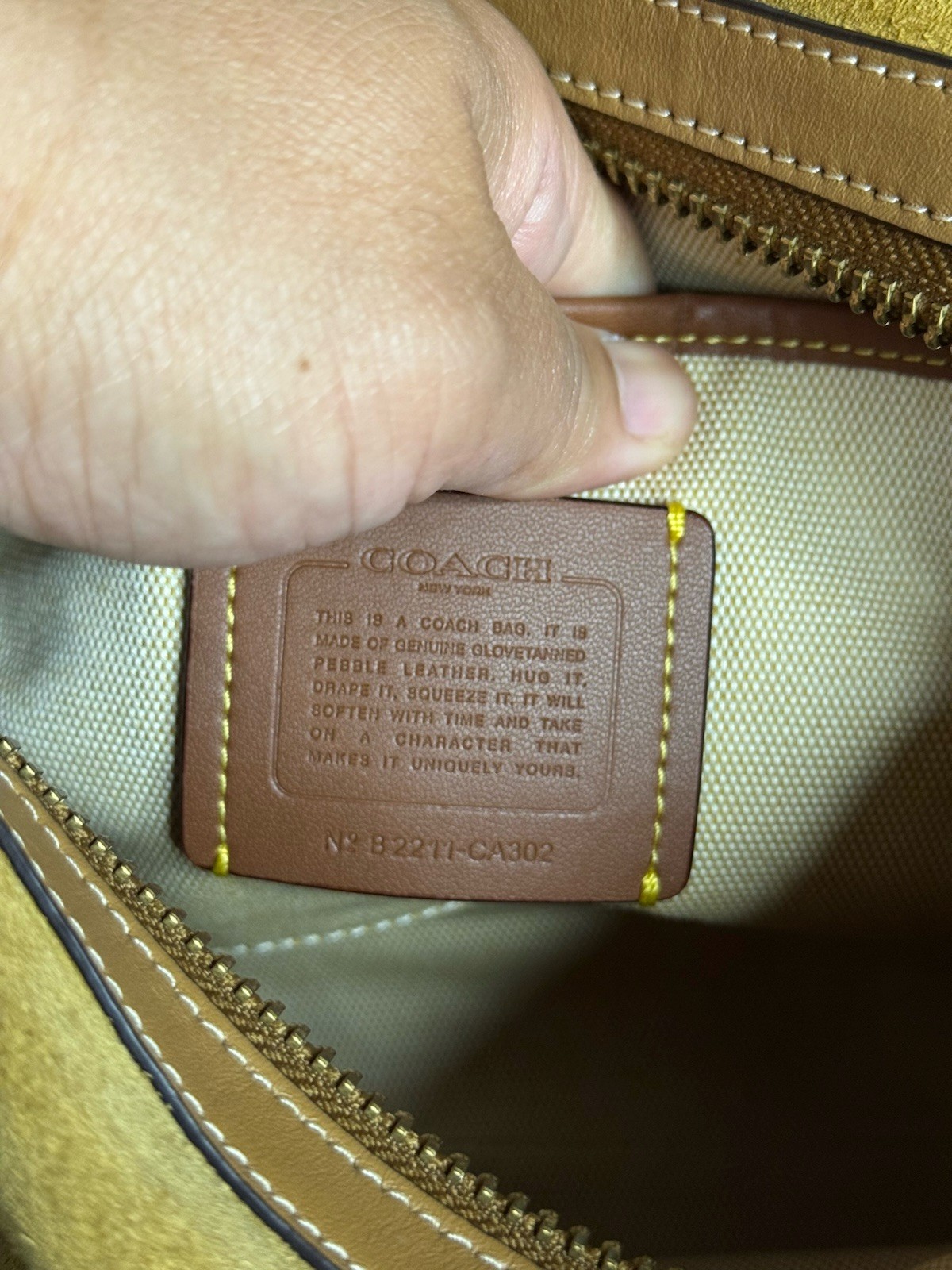 COACH SIGNATURE TEXTILE JACQUARD ROGUE 25 READ
