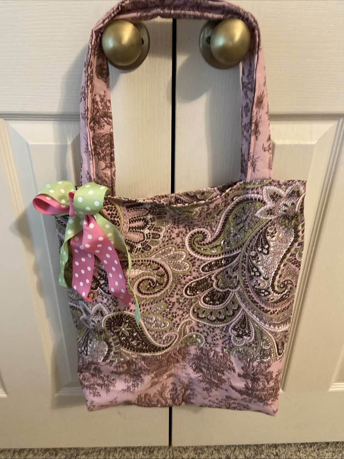Toile Purse/bag/17”x15”/reversible/paisley pink ,green, brown/pockets/handmade