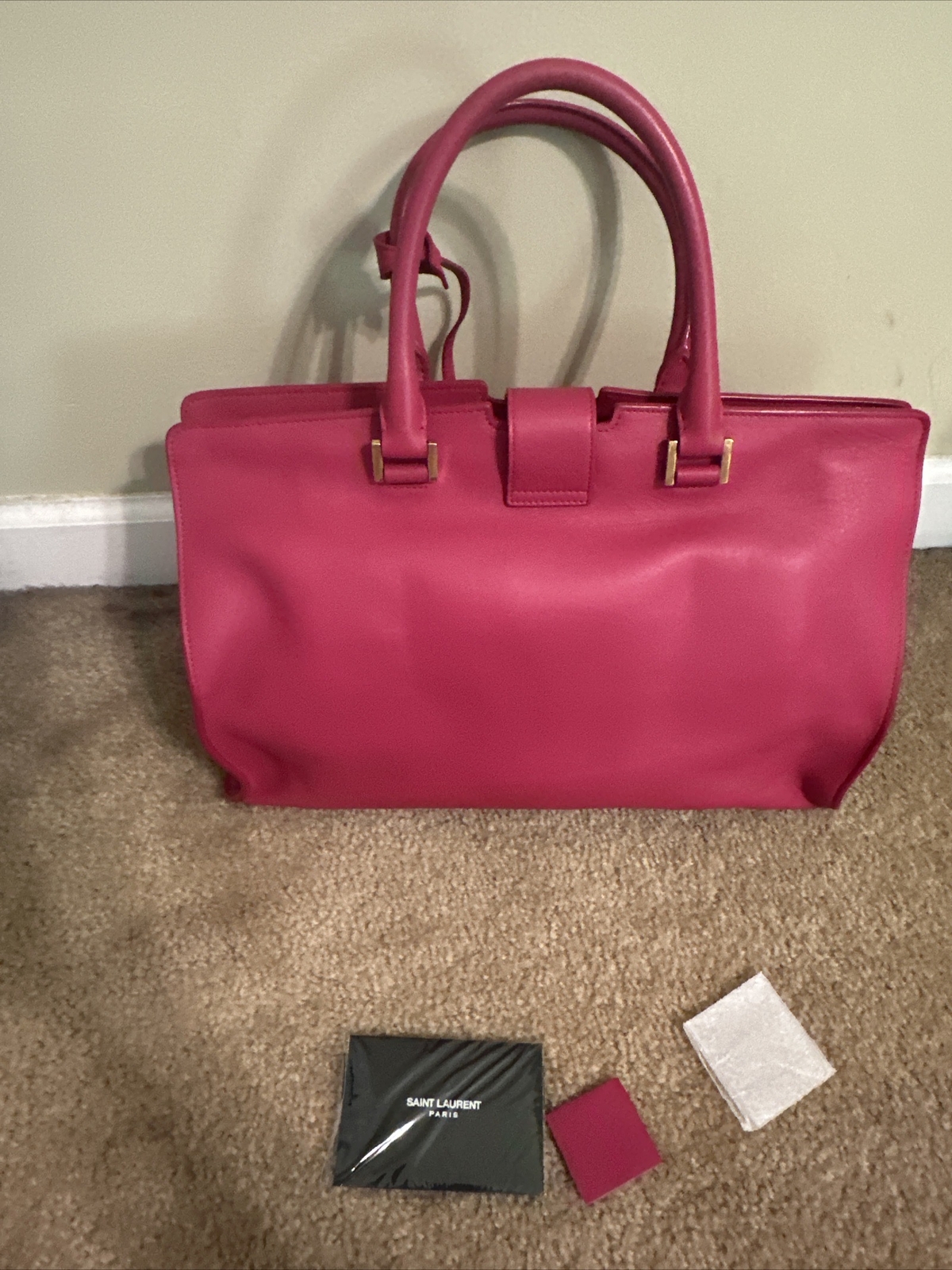 Yves Saint Laurent Classic Cabas Chyc Ligne Y Macho Fusha Leather Small Bag