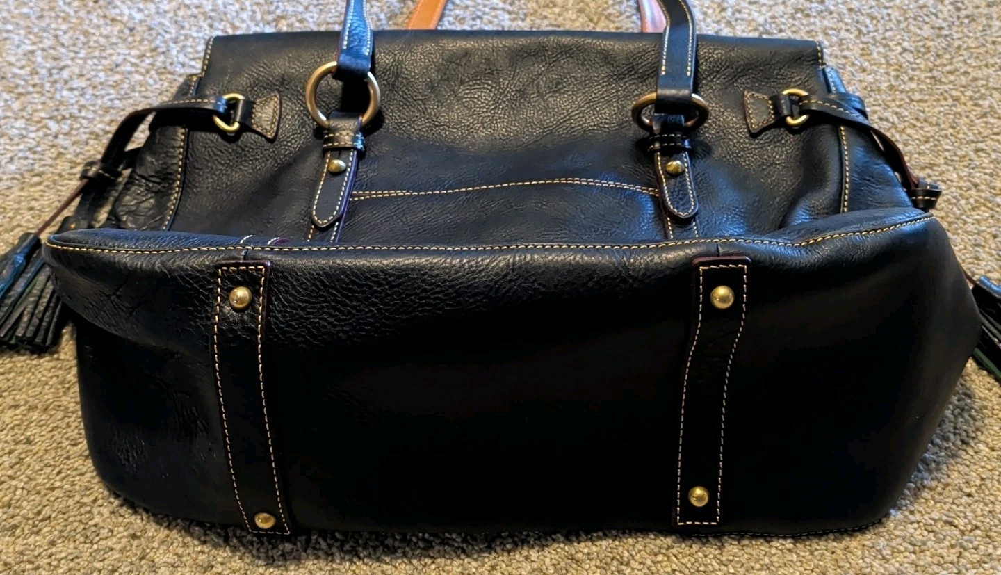 Dooney & Bourke Authentic Dark Navy Blue Vachetta Leather Satchel Shoulder Bag.