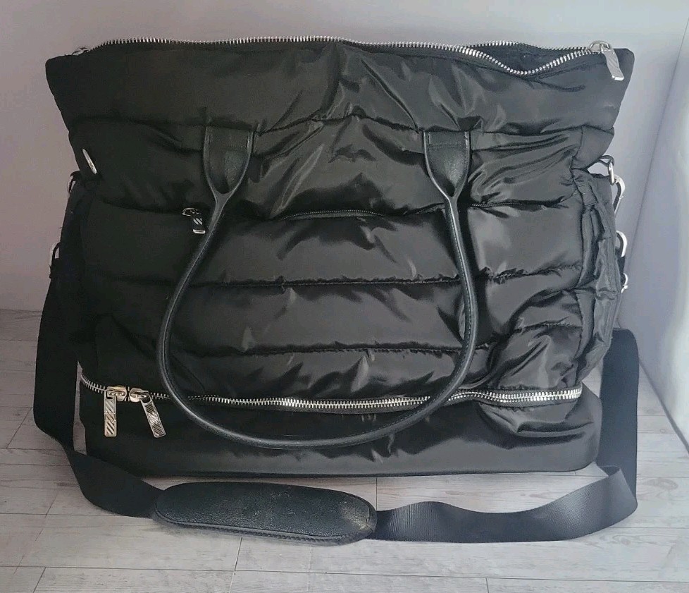 Brand New Black iPack Puffy Fashion Tote Laptop Pocket with Adjustable Strap