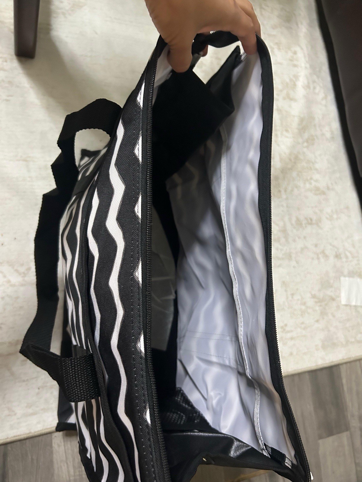 Black White Chevron Tote Bag With Zip Closure Double Handles Zipper Accent