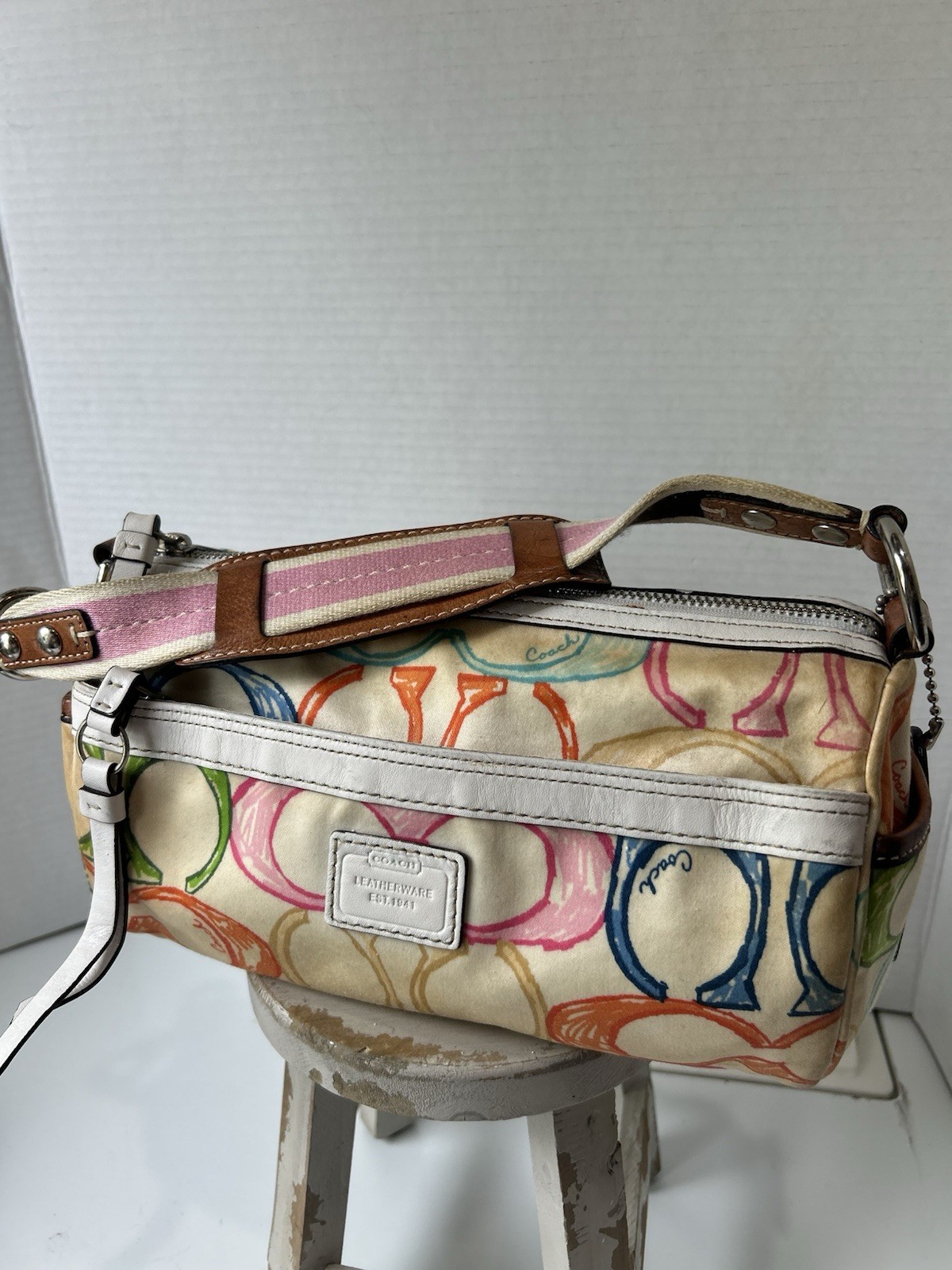 COACH 10677 Hamptons Scribble Barrel Bag Multicolor 2006 Y2K Vintage RARE