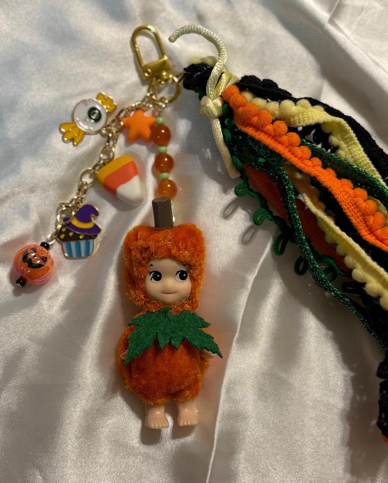 🎃 Custom Made Sonny Angel Dupe Pumpkin Bag Charm – Halloween Pumpkin Style
