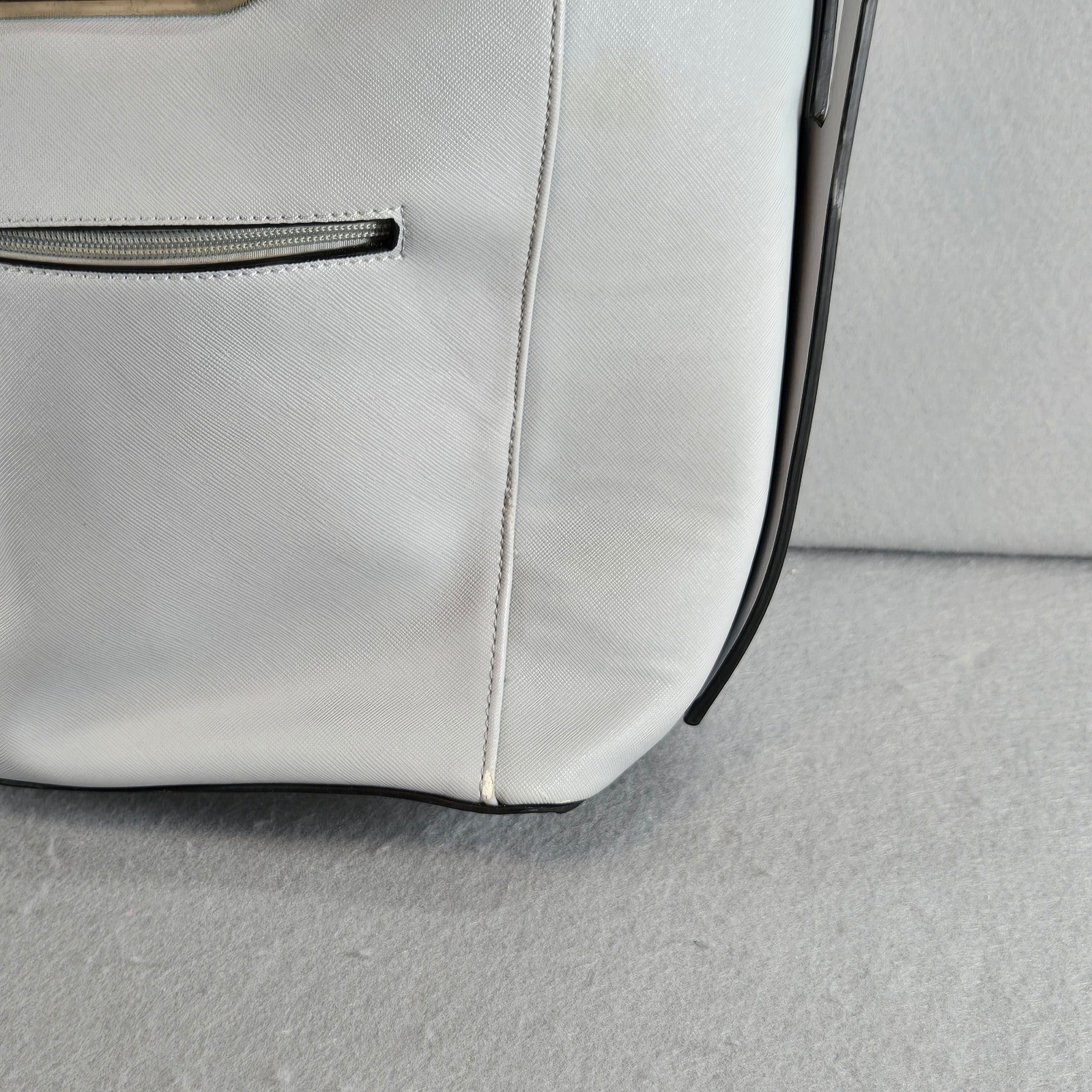 Stylish Light Blue Tote Bag with Gold Chain and Tortoise Handles