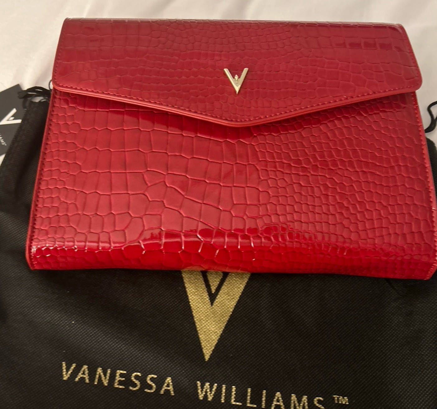 NWT Vanessa Williams Eden Clutch Bag Vegan Red Croc Goldtone V Wrist Strap
