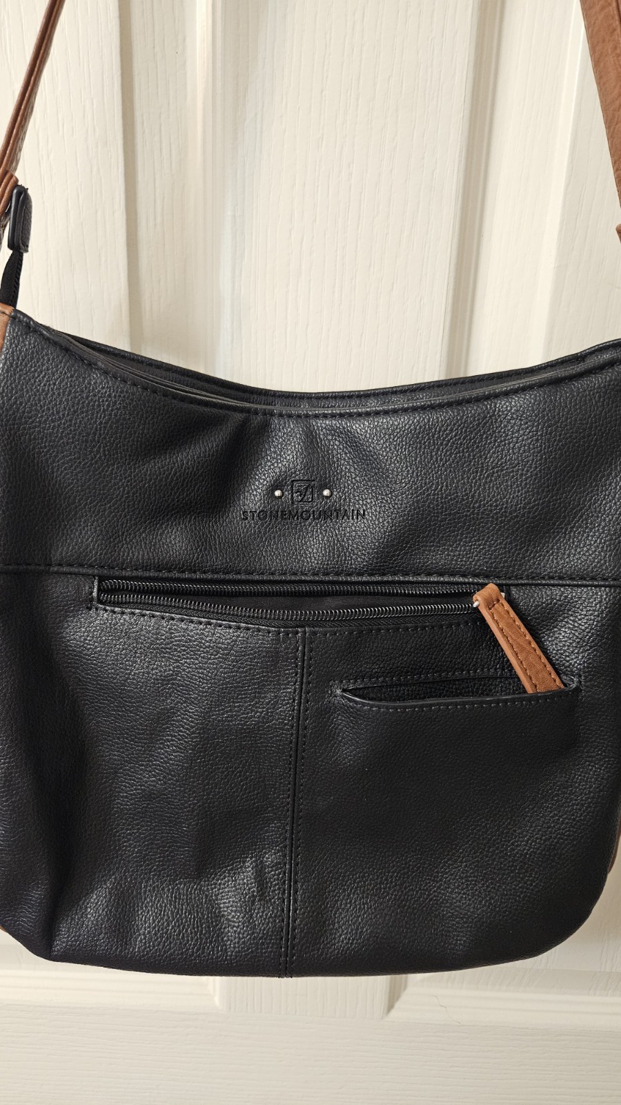 Stone Mountain Black Brown Zip Shoulder Bag Silver Hardware Pockets