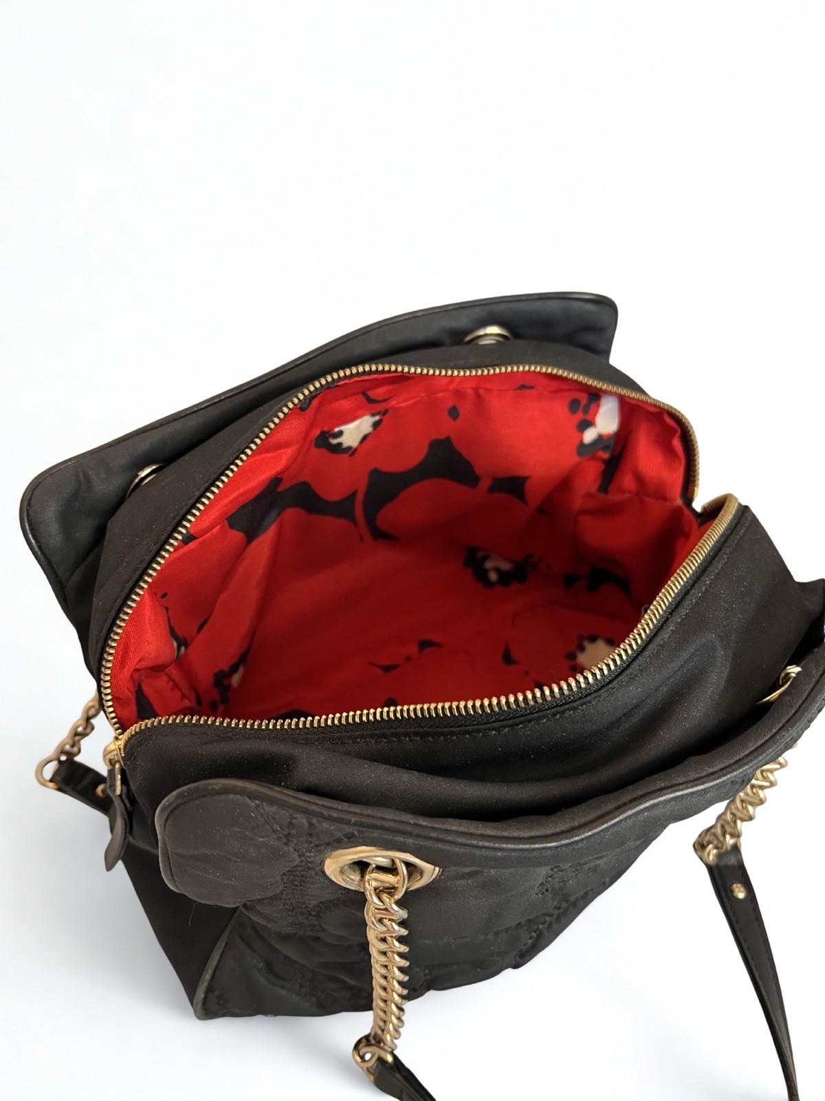 Kate Spade New York Black Quilted PoppyShoulder Bag Gold Chain Strap Zip Top