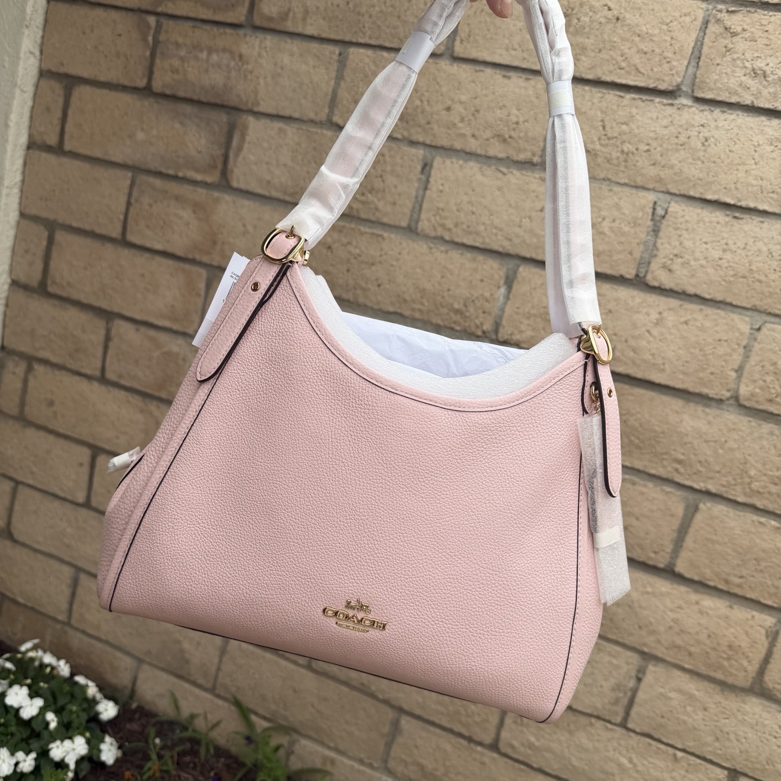 Coach Erin Pink Pebbled Medium Shoulder Bag Gold Hardware Zip Outer Pocket Charm