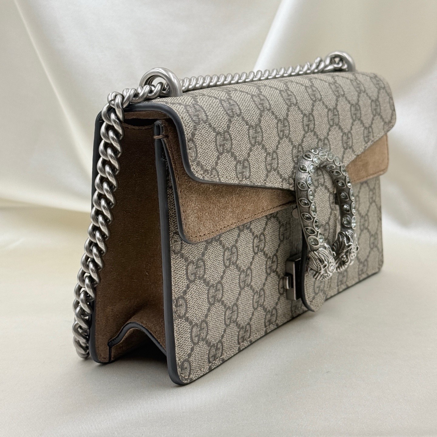Gucci GG Supreme Canvas Dionysus Small Shoulder Bag