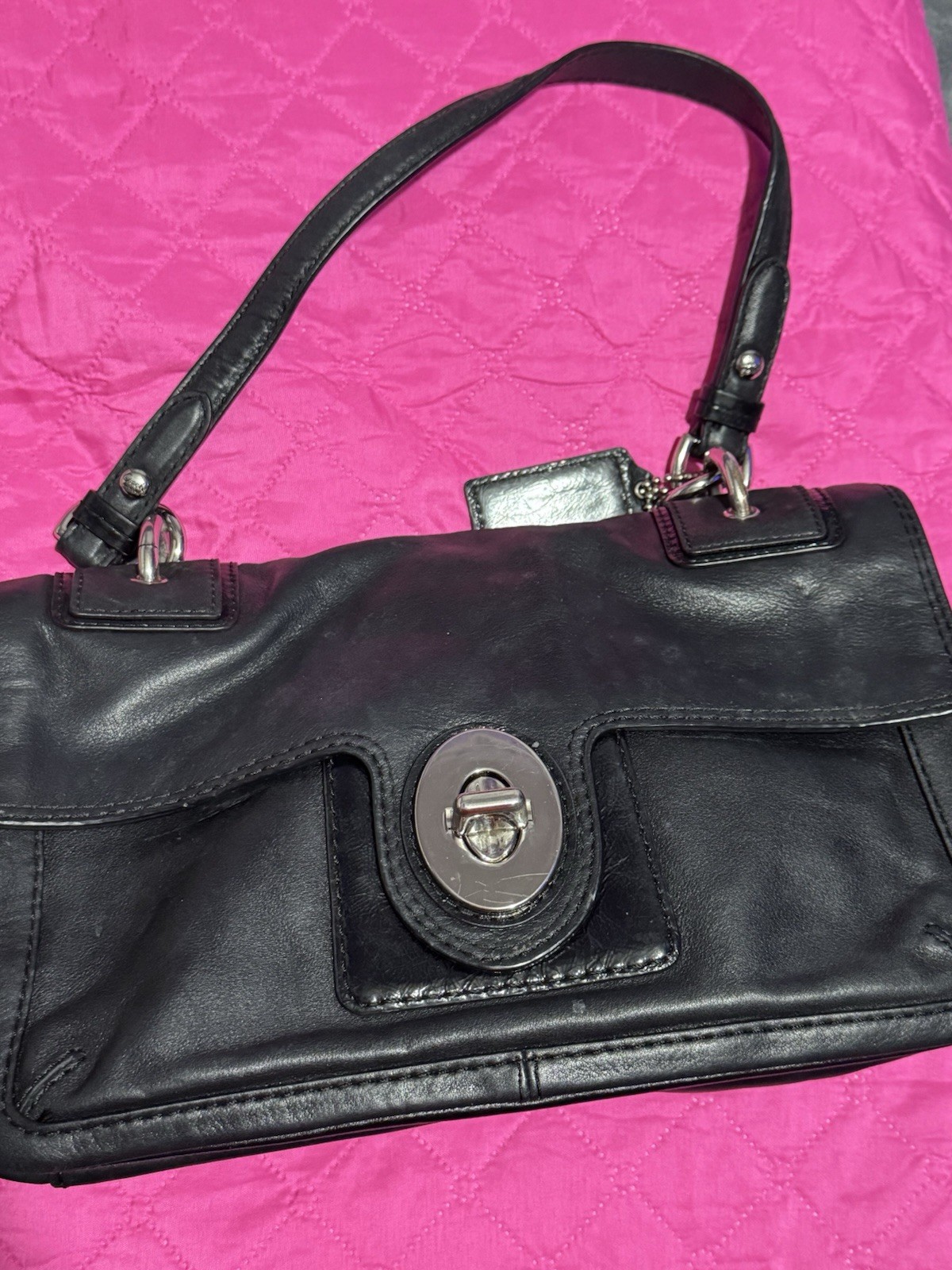 Coach Black Medium Shoulder Bag Turn Lock Zip Polka Dot Lining Silver