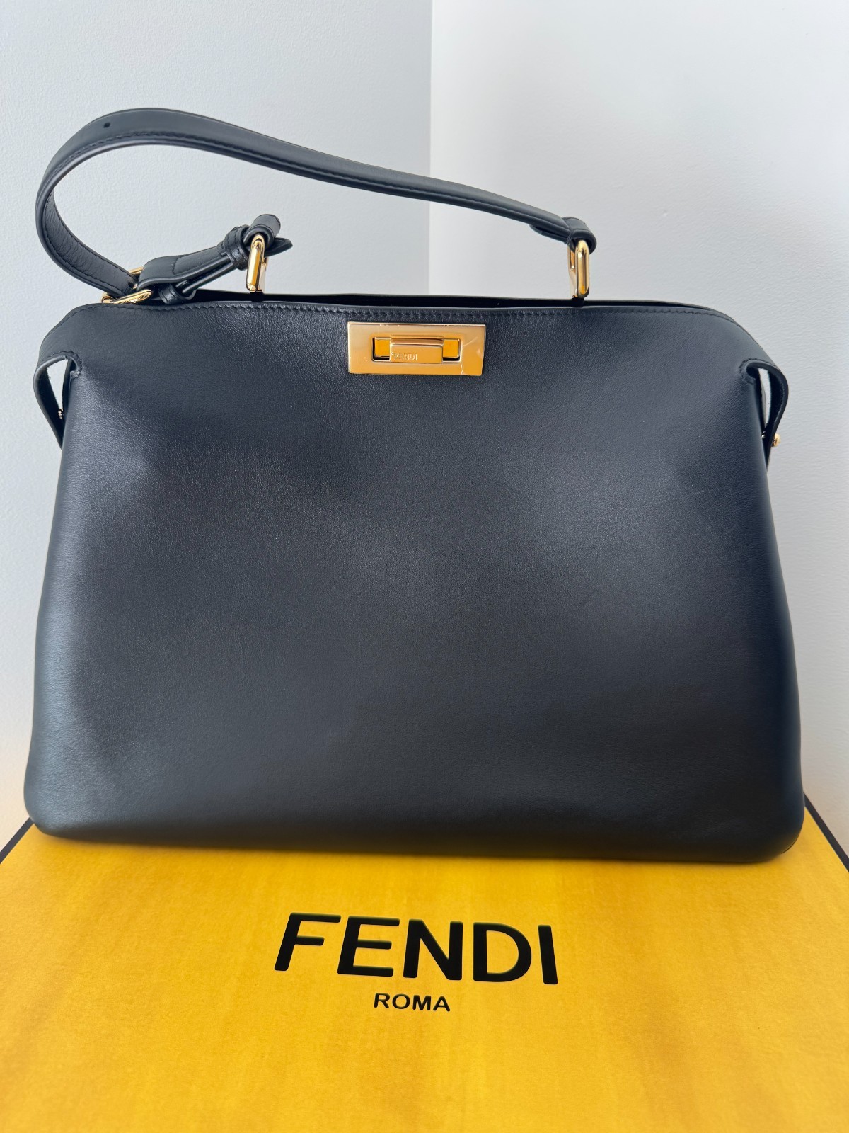 fendi peekaboo bag medium – black calfskin soft leather with a silky finish