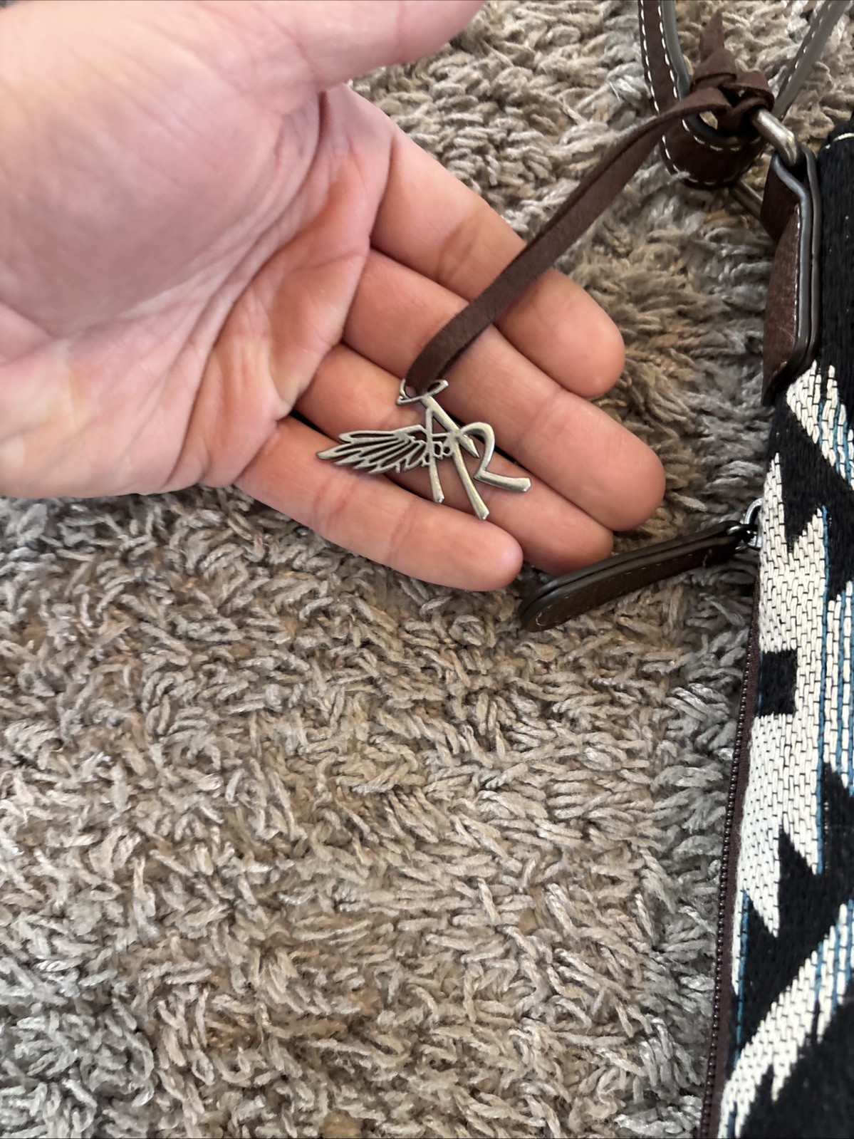 ANGEL RANCH CONCEAL CARRY CROSSBODY BAG FRINGE AZTEC MULTICOLORED