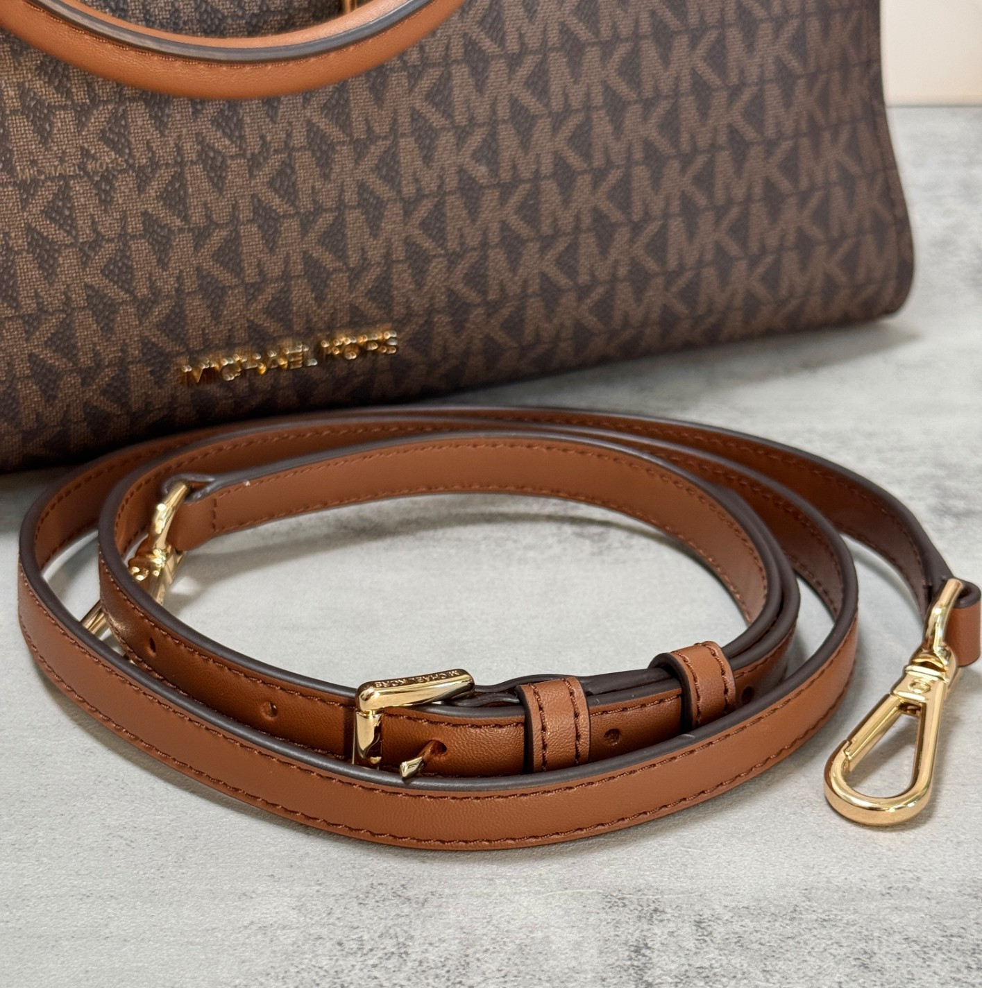 NWT Michael Kors Hamilton Medium Logo Satchel Handbag, Brown, NEW with TAGS