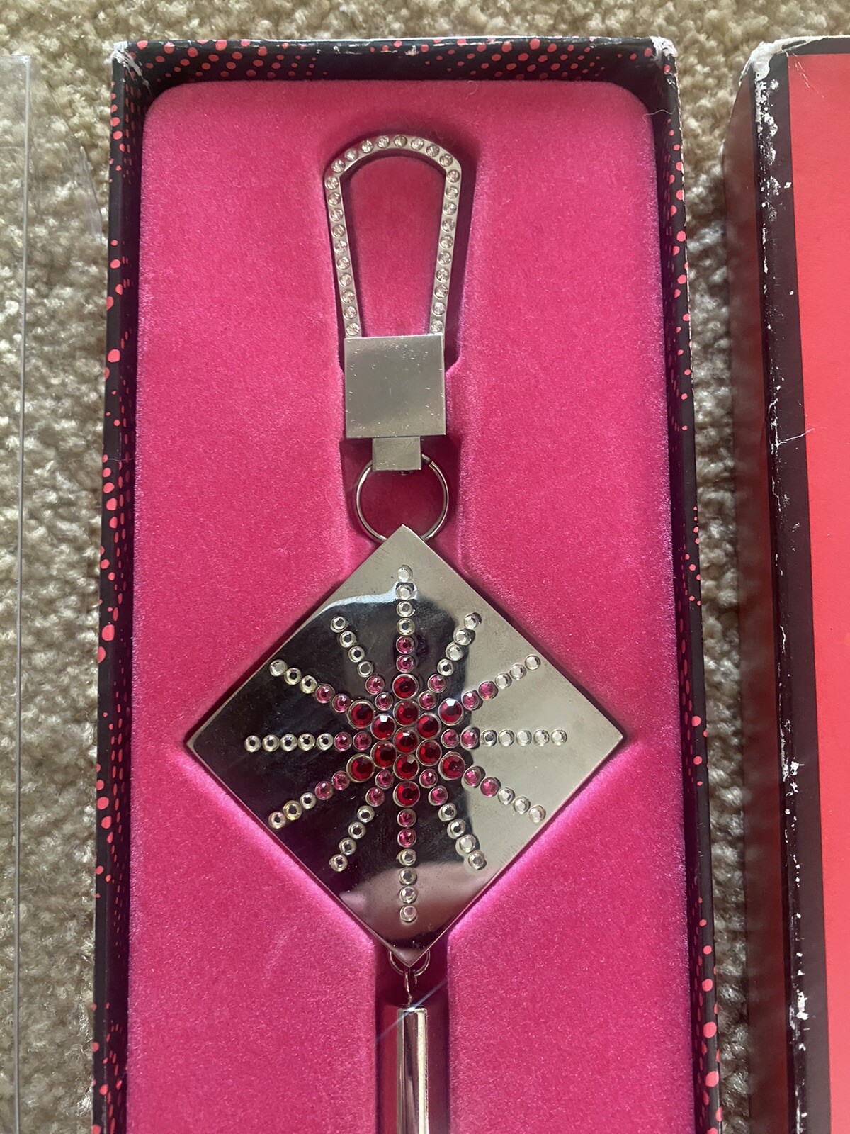 Victorias Secret Y2K key chain PURSE BLING belt Tassel SWIVEL Your LIPS glosses