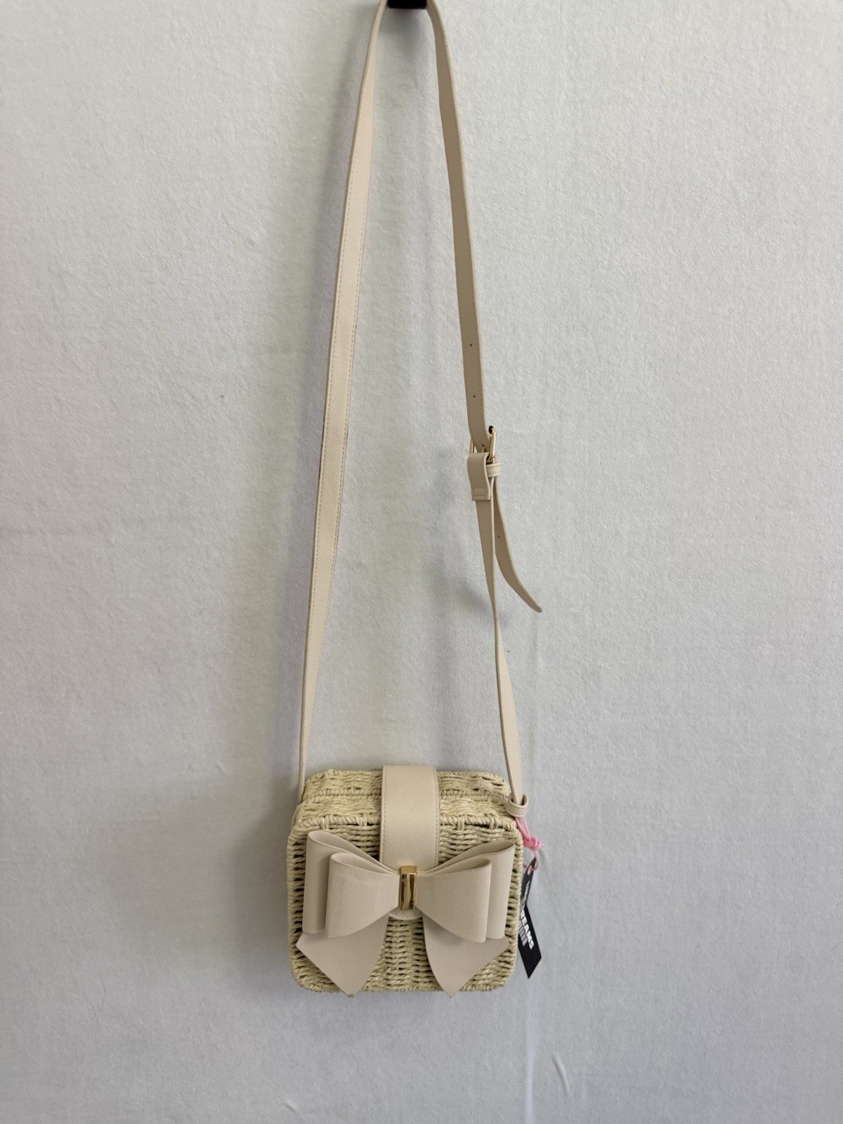 Like Dreams Beige Woven Crossbody Purse Bow Straw Rattan Bag Boho Chic Handbag
