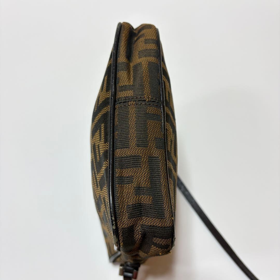 FENDI Square Shoulder Bag Zucca Pattern Sacoche Crossbody 11a