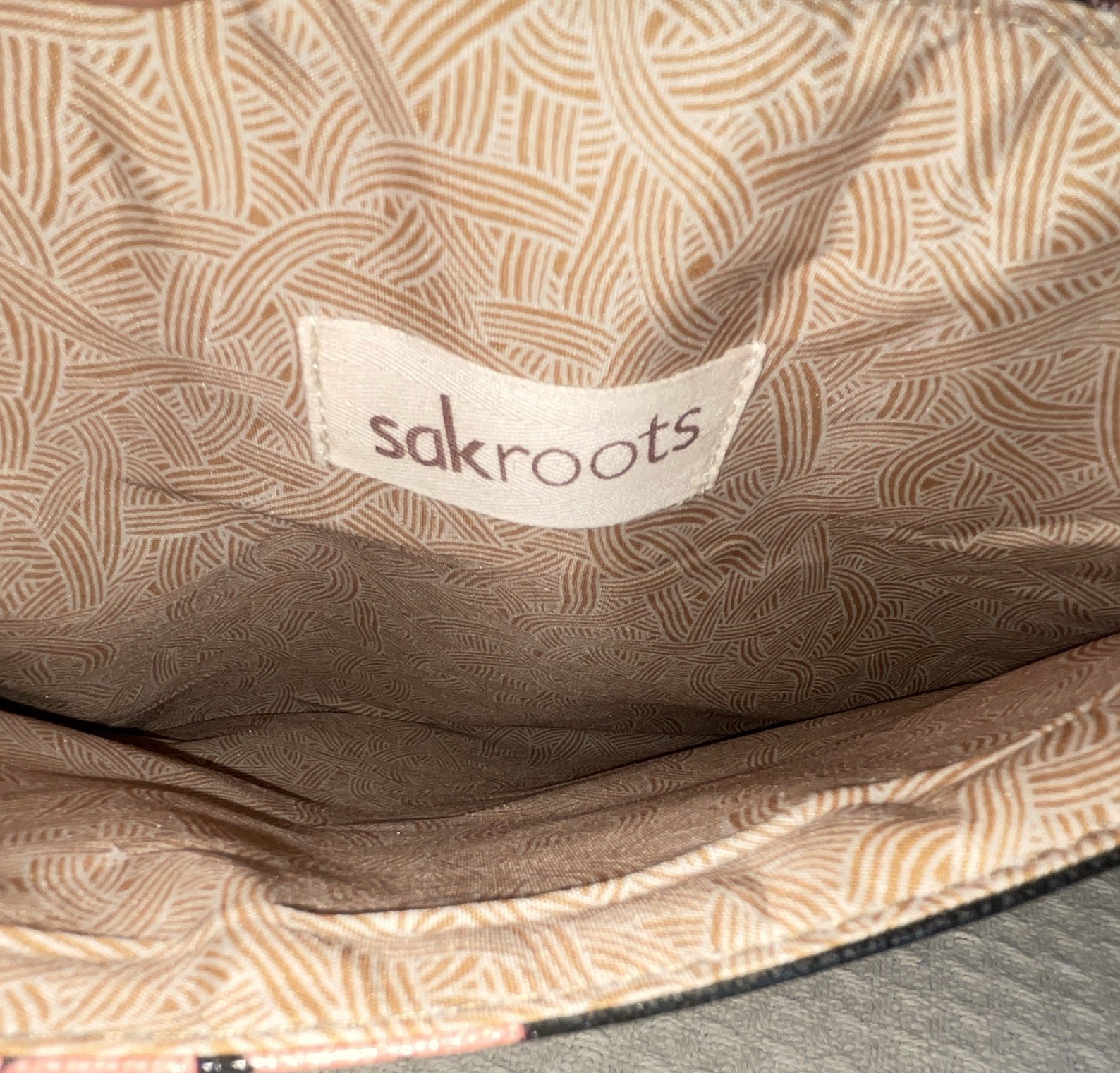 Sakroots Multicolor Coated Floral Bird Nature Small Clutch Magnetic Closure