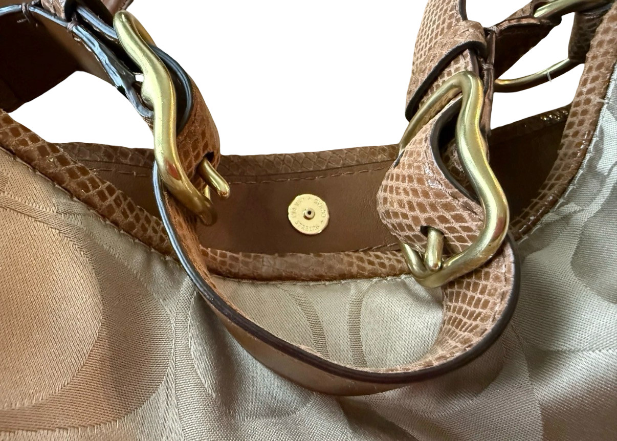 COACH PEYTON SIGNATURE SHOULDER HOBO BAG | KHAKI NUTMEG | STYLE NO. 14525 | NWT