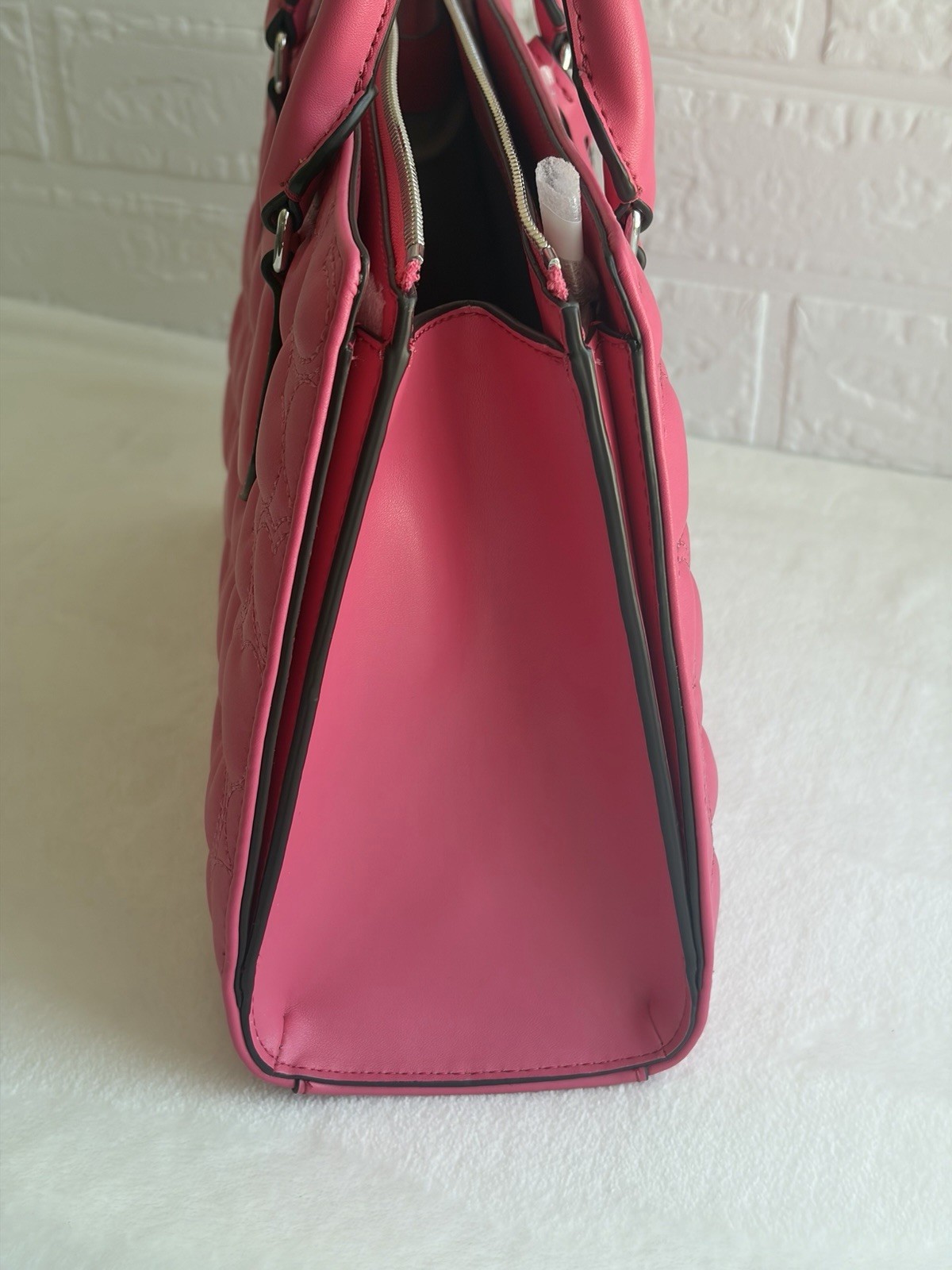 Michael Kors Medium Pink Heart Print Satchel Zip Detachable Strap Wristlet