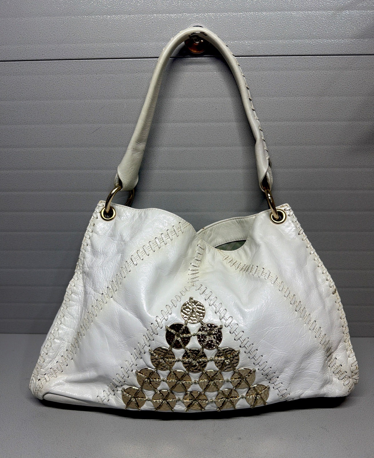 Beautiful Classy VIA SPIGA Ivory Soft Leather Stitched Detail Hand Bag