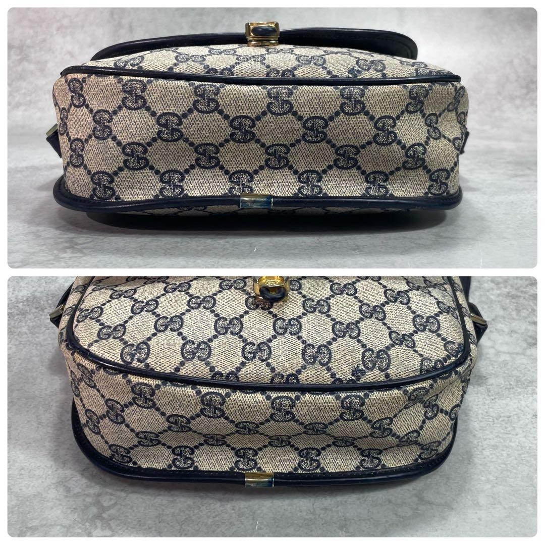 GUCCI GG Sherry Line Shoulder Bag Navy Beige Leather Gold Hardware From Japan