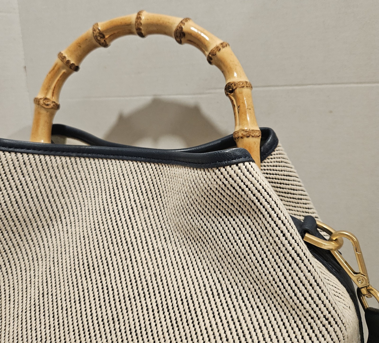 J.McLaughlin Ivory/Navy Woven Canvas Bamboo Handle Crossbody Bag Preppy Perfect