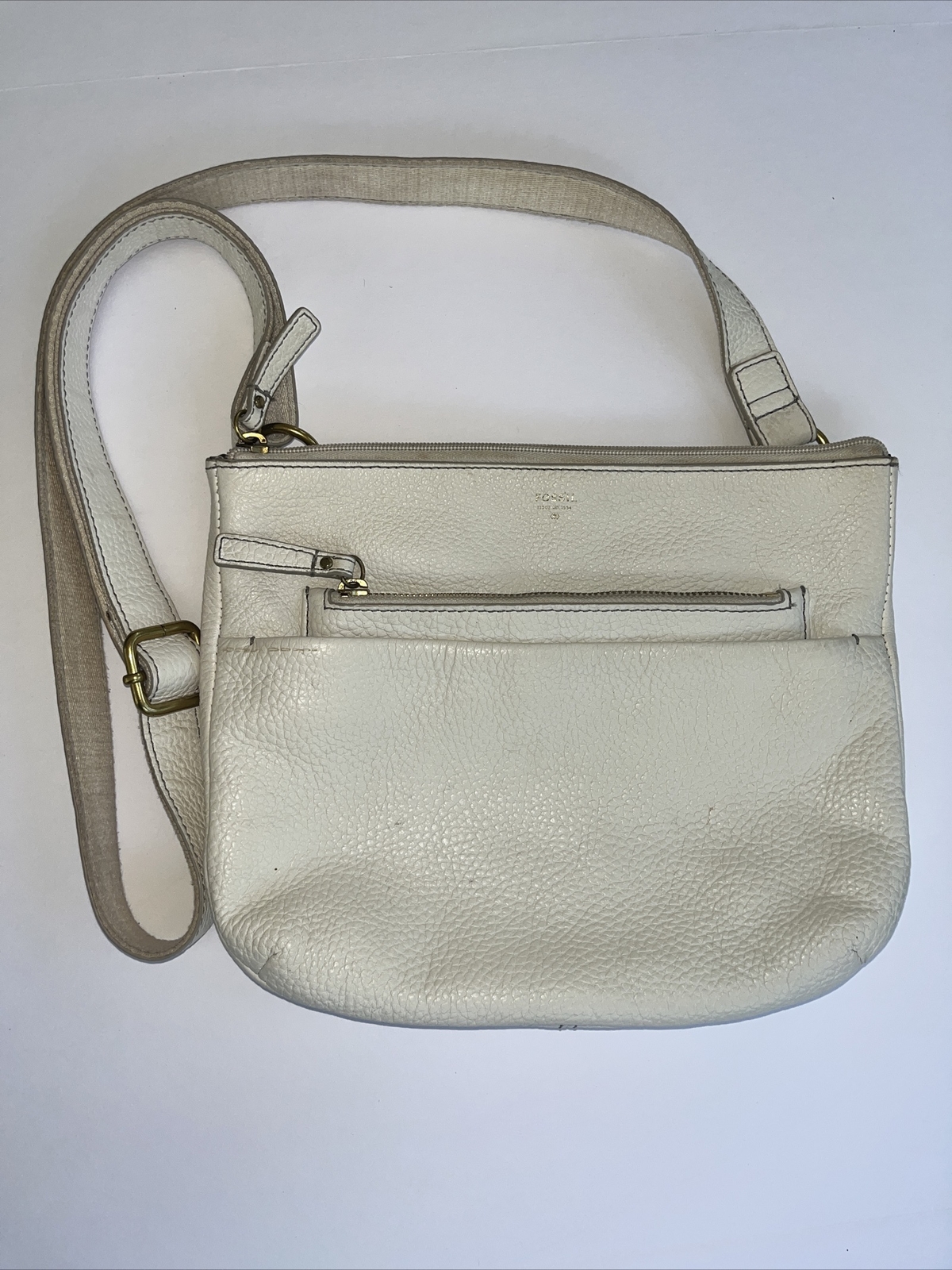 Ivory Fossil Leather Crossbody Shoulder Bag Purse 10.5 x 9 In Zip Shut Organizer