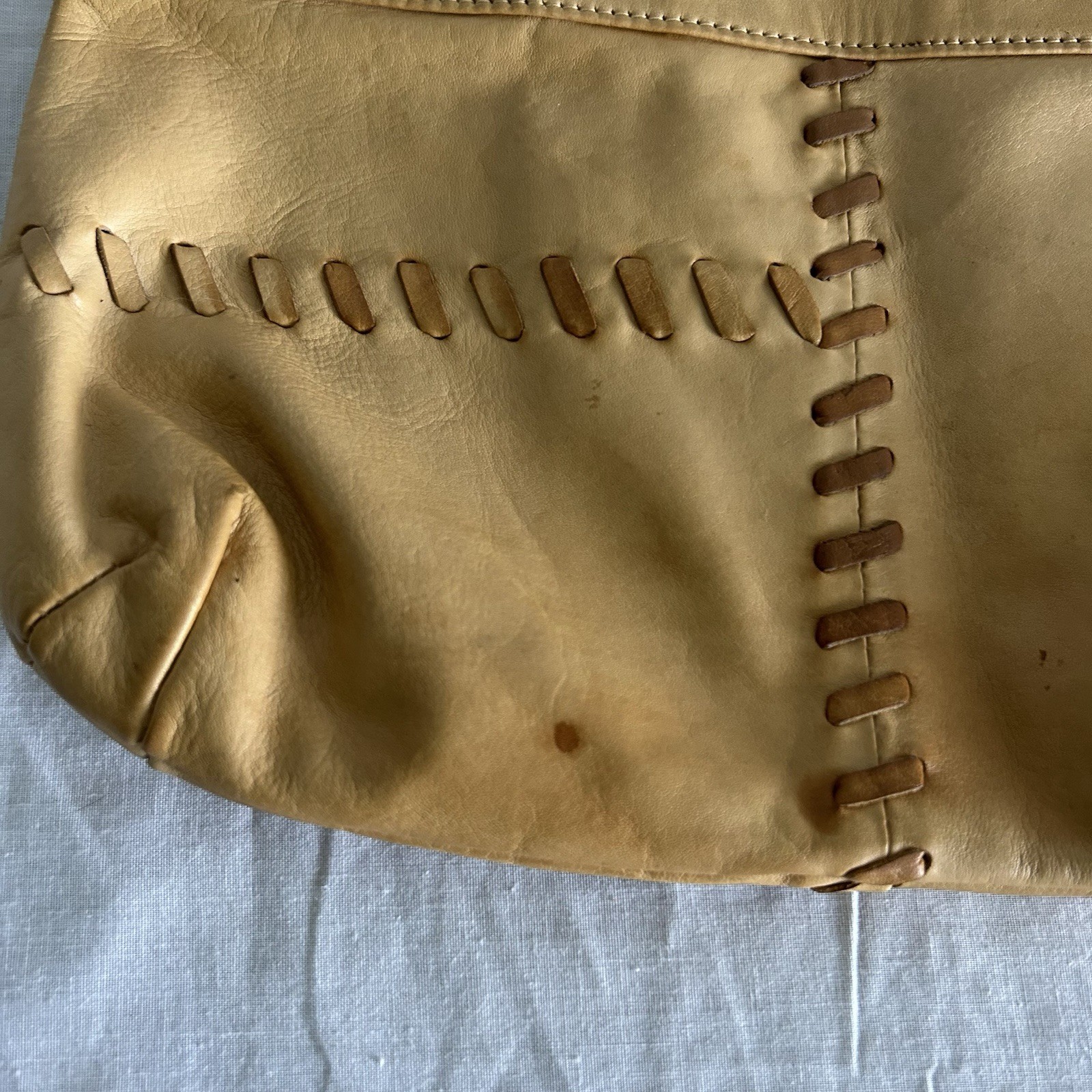 Vintage Caramel Tan Leather Clutch Bag Purse Zip Whipstitching Super Soft